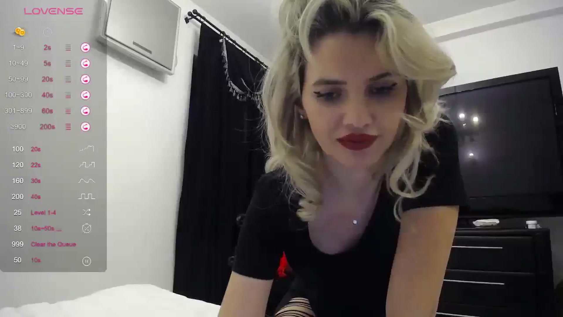 Gallery image thumbnail from Klarita_'s myfreecams stream on, 01/12/2024, 15:43 image 8 of 20