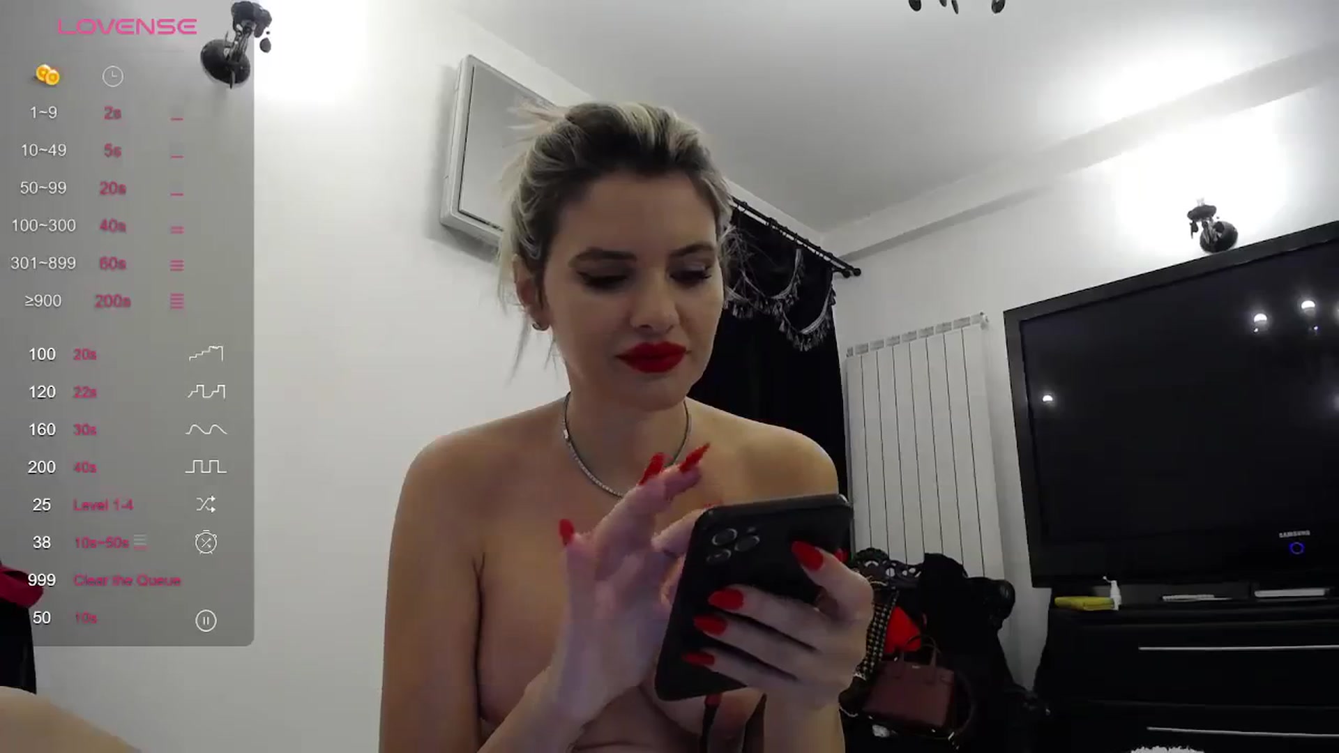 Gallery image thumbnail from Klarita_'s myfreecams stream on, 01/20/2024, 16:22 image 17 of 20