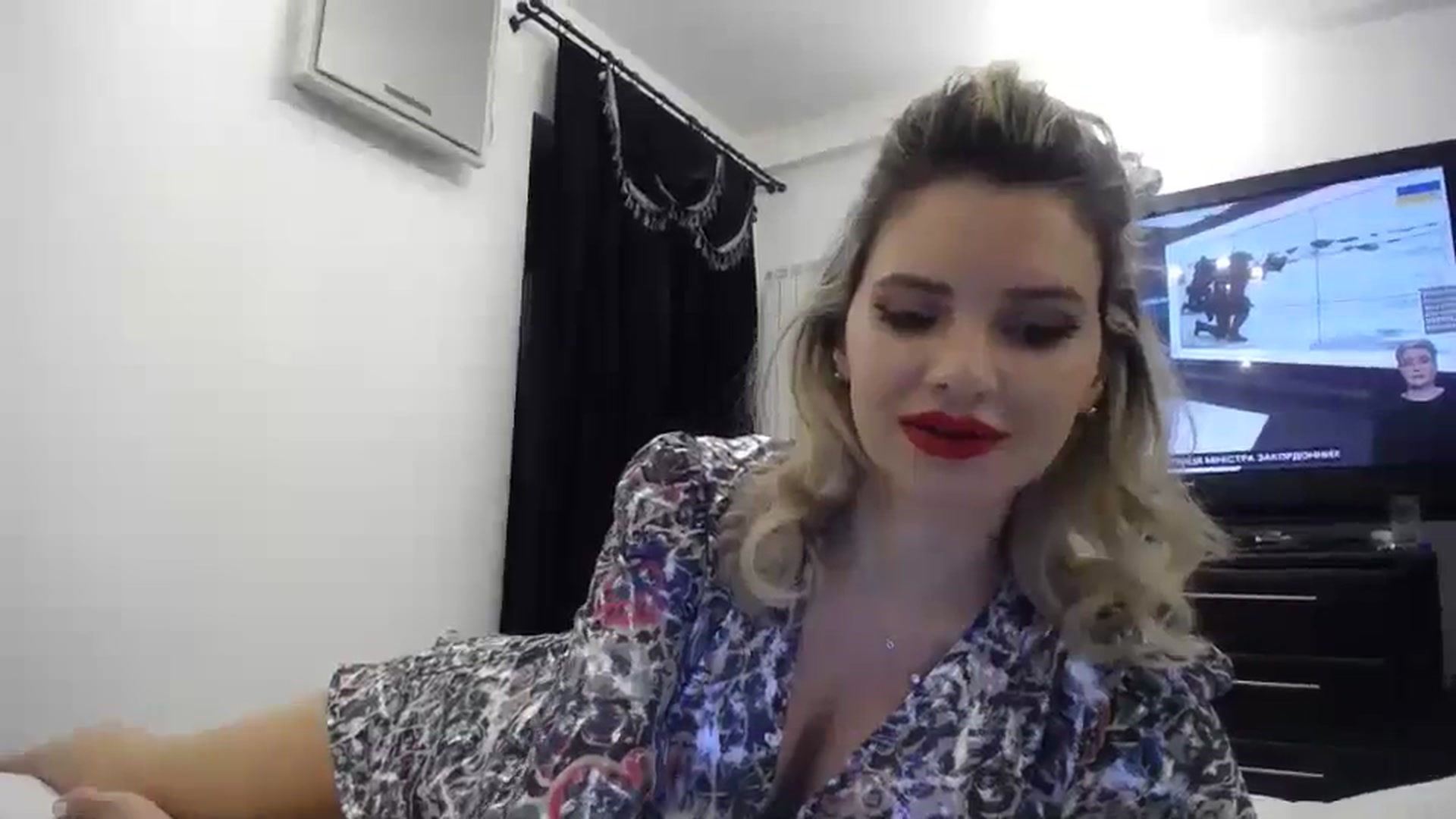 Gallery image thumbnail from Klarita_'s myfreecams stream on, 01/30/2024, 21:39 image 6 of 20