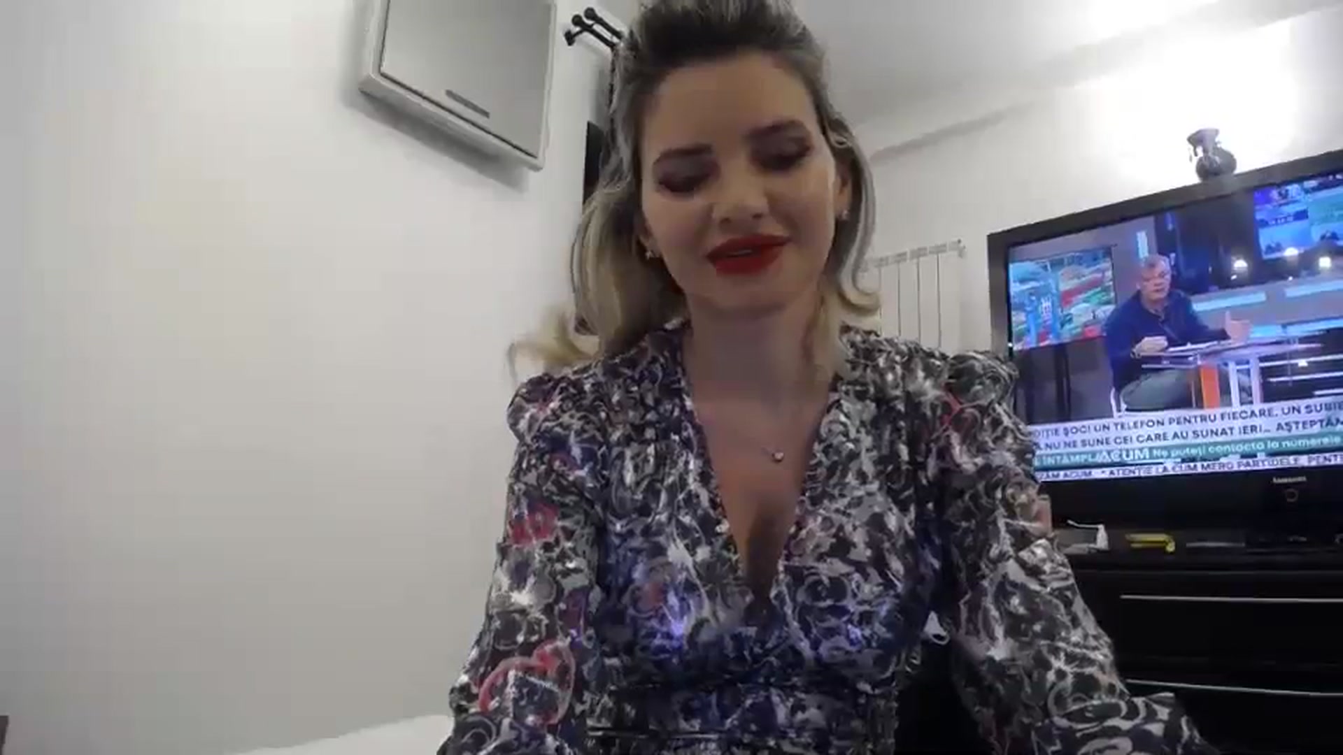 Gallery image thumbnail from Klarita_'s myfreecams stream on, 01/30/2024, 22:23 image 15 of 20