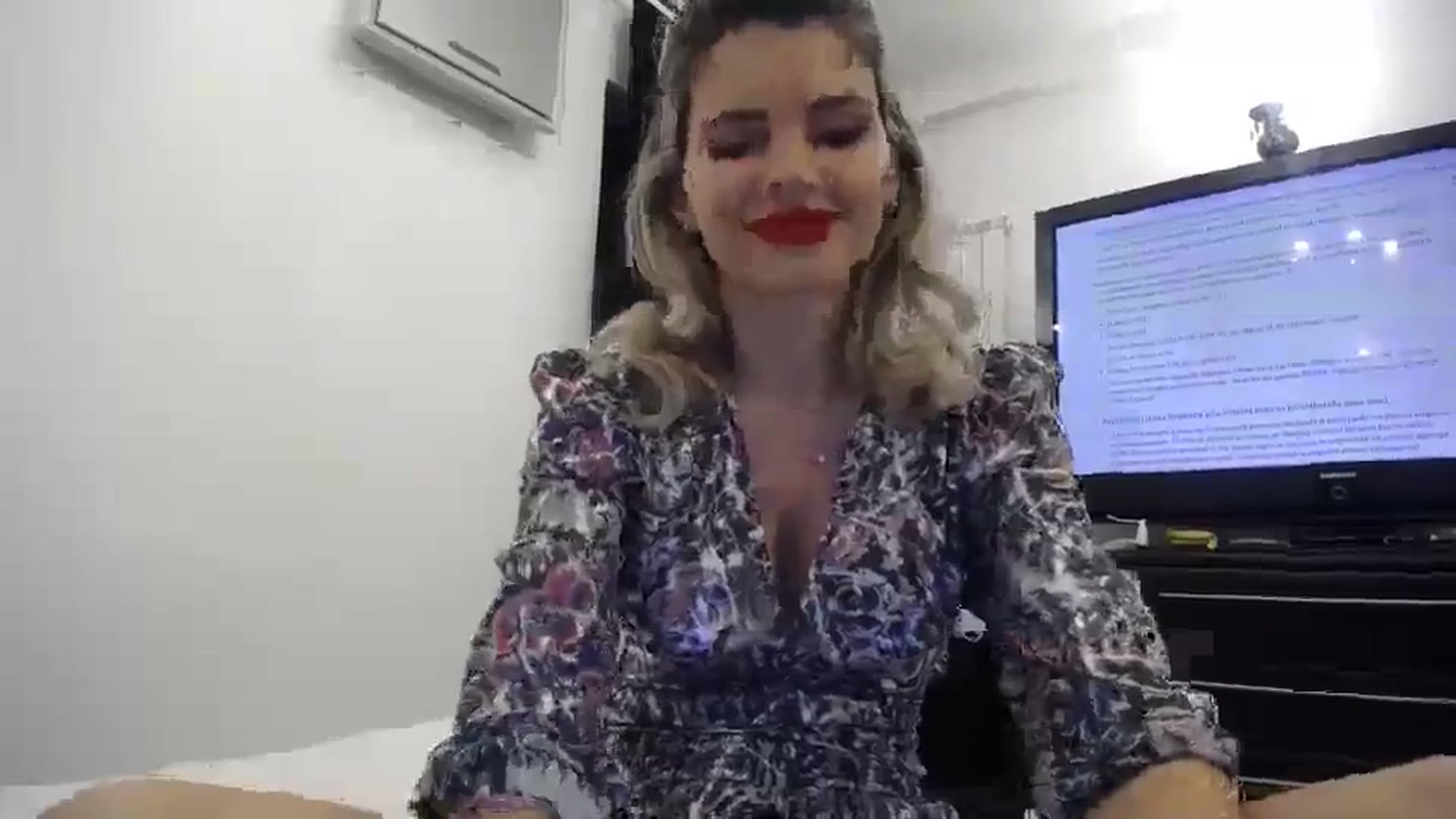 Gallery image thumbnail from Klarita_'s myfreecams stream on, 01/30/2024, 22:23 image 3 of 20