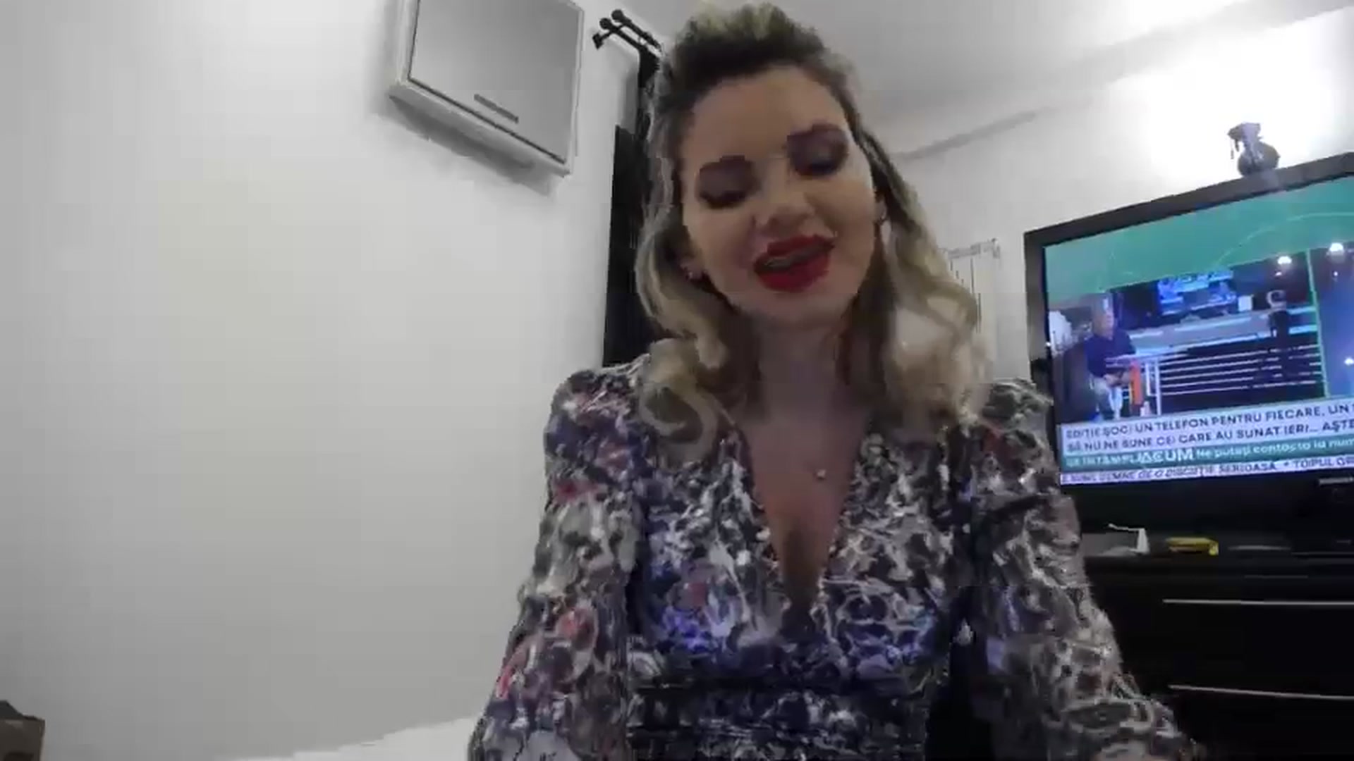 Gallery image thumbnail from Klarita_'s myfreecams stream on, 01/30/2024, 22:23 image 20 of 20