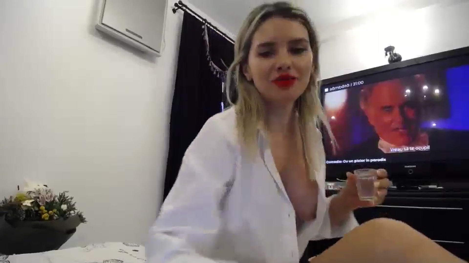Gallery image thumbnail from Klarita_'s myfreecams stream on, 02/17/2024, 15:02 image 15 of 20