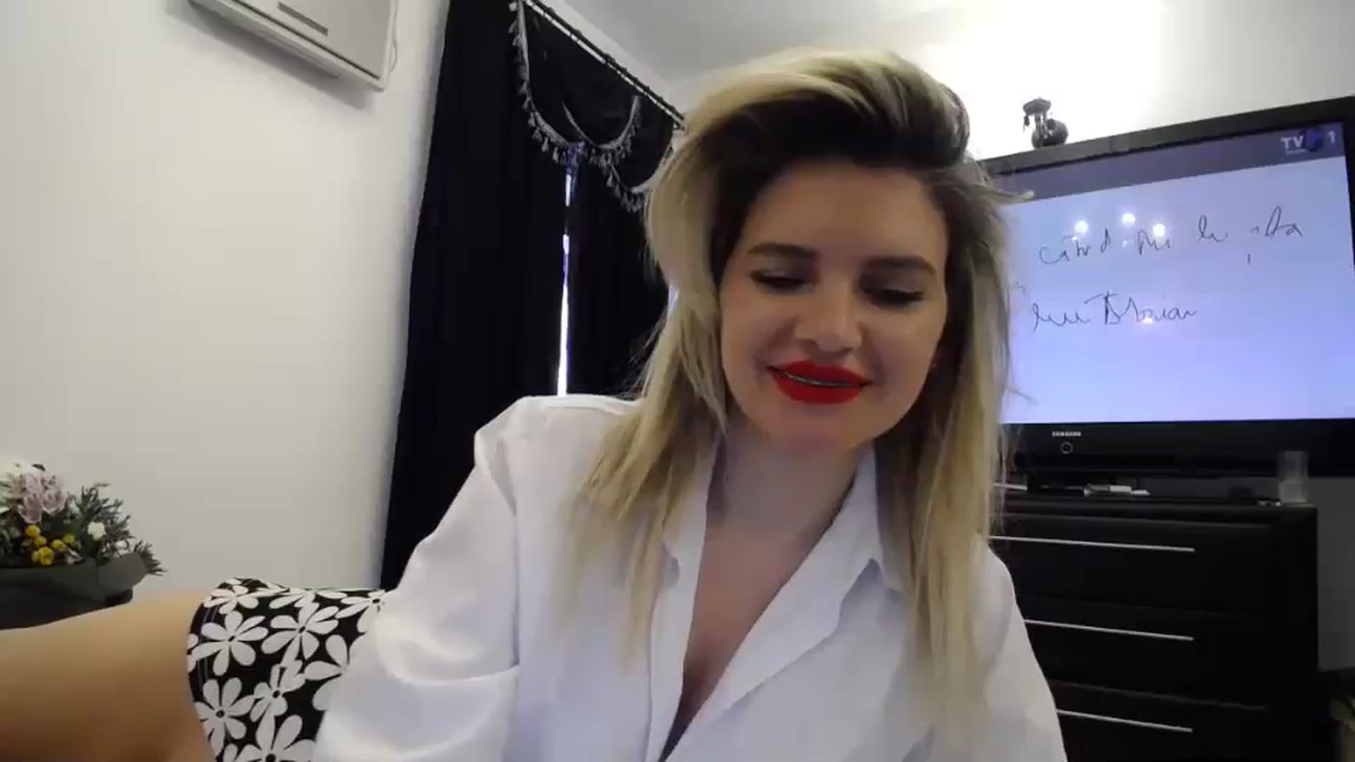 Gallery image thumbnail from Klarita_'s myfreecams stream on, 02/17/2024, 15:02 image 1 of 20