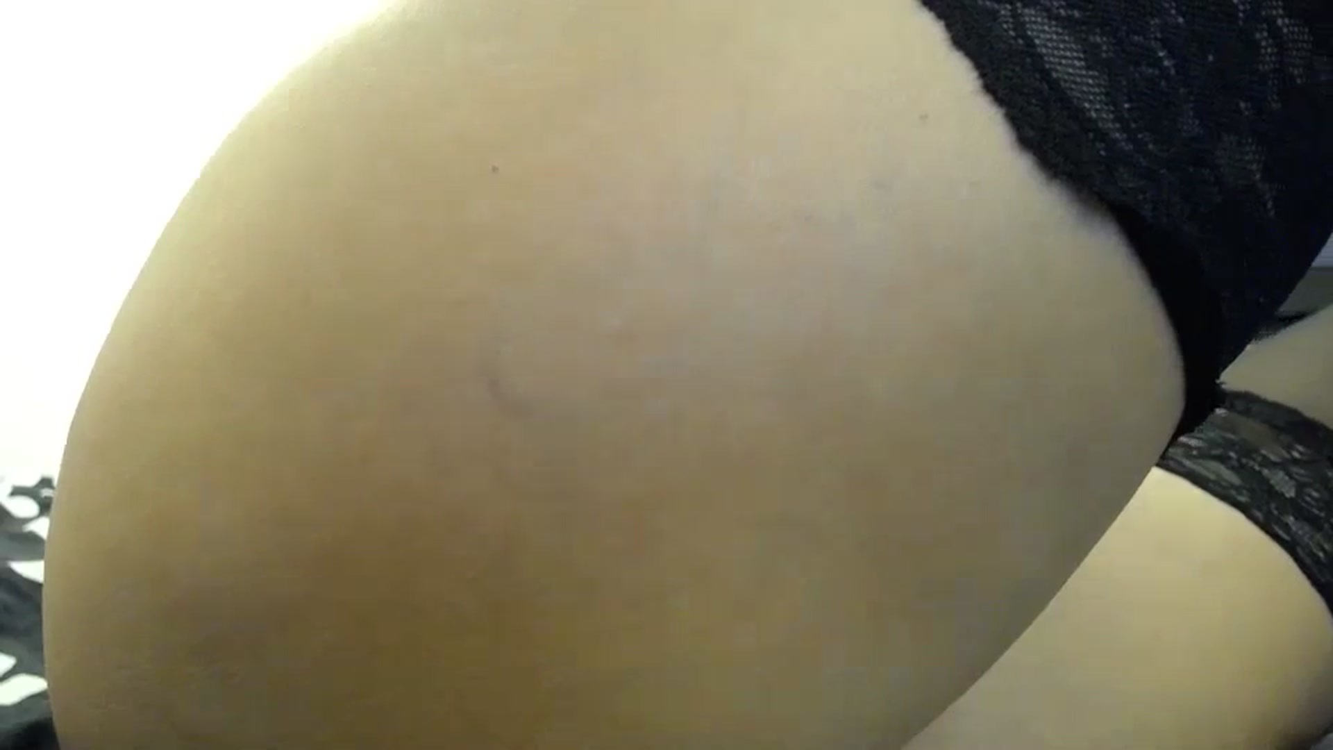 Gallery image thumbnail from Klarita_'s myfreecams stream on, 04/10/2024, 21:38 image 15 of 20