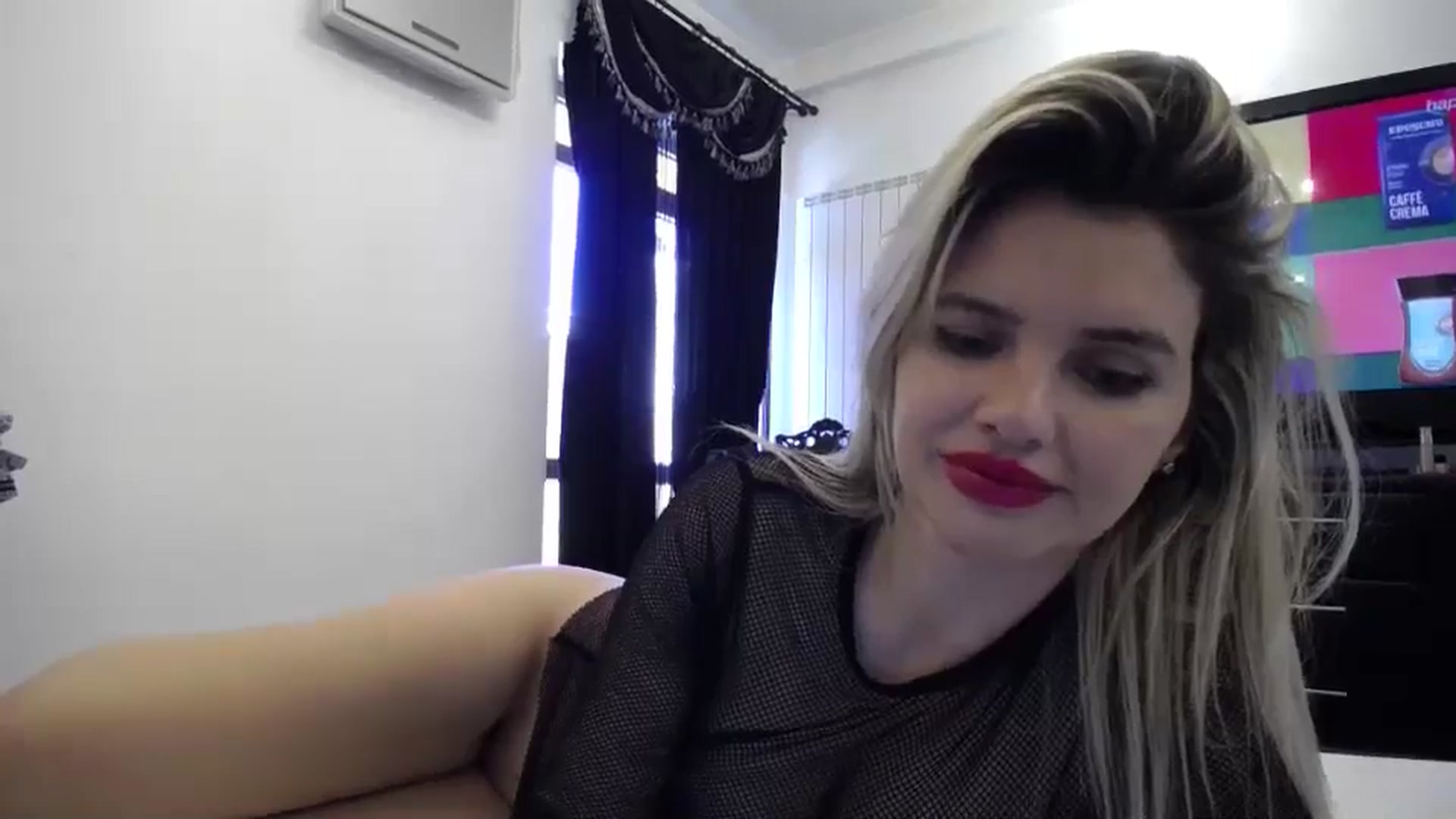 Gallery image thumbnail from Klarita_'s myfreecams stream on, 04/26/2024, 15:27 image 8 of 20
