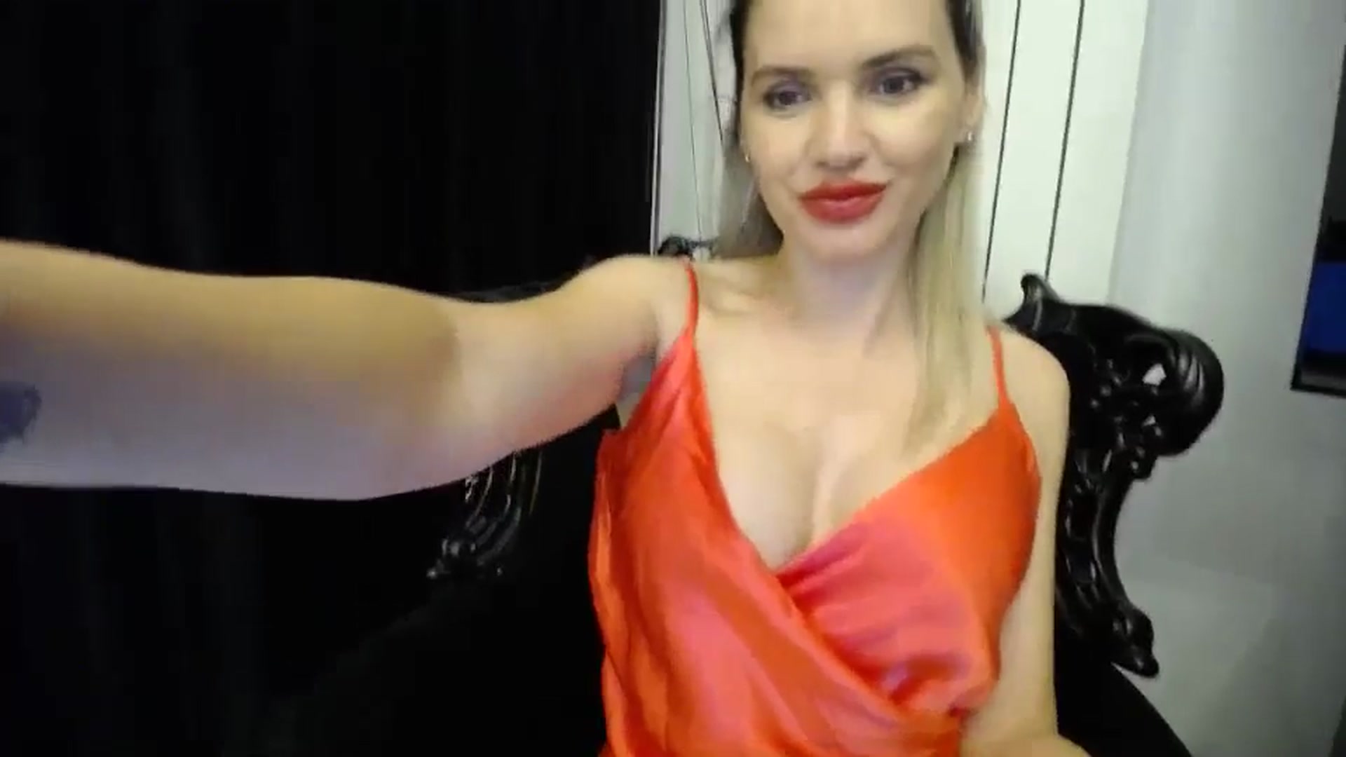Gallery image thumbnail from Klarita_'s myfreecams stream on, 04/26/2024, 22:52 image 9 of 20