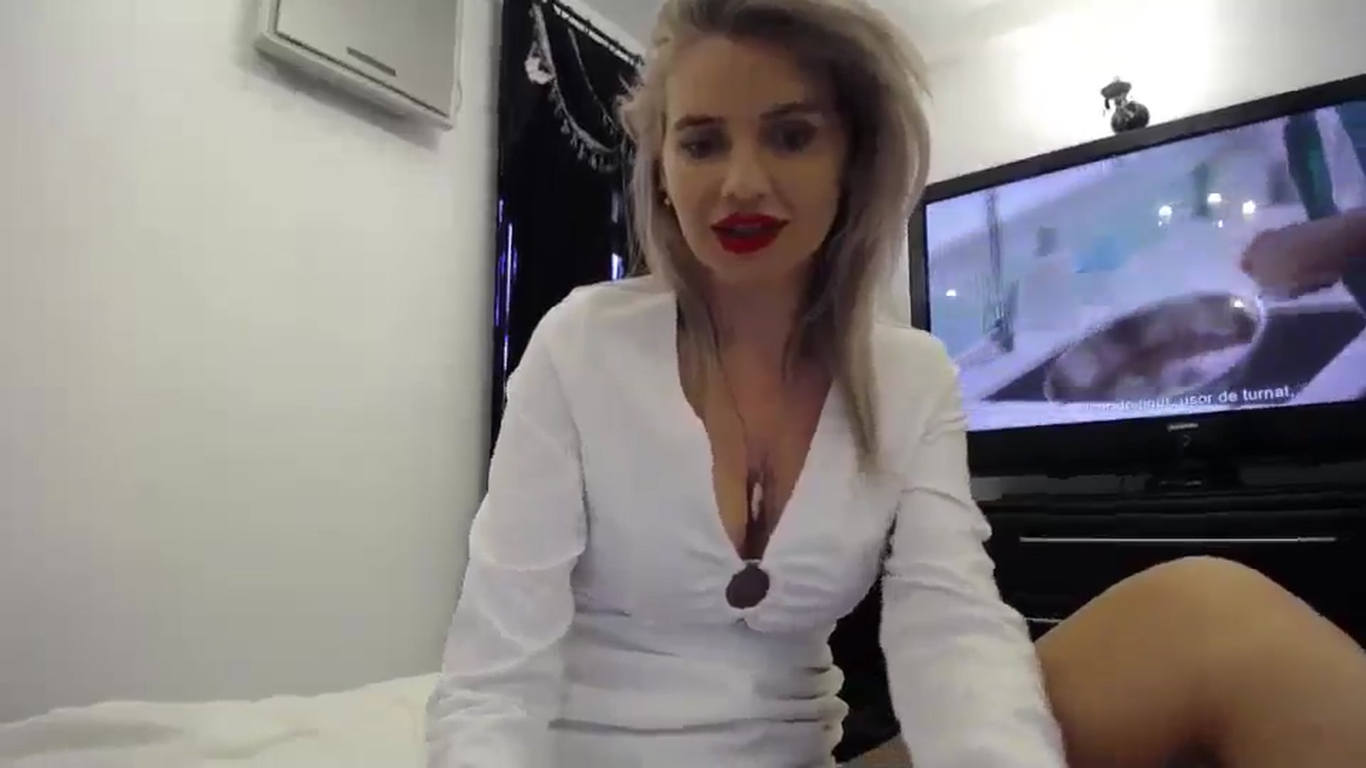 Gallery image thumbnail from Klarita_'s myfreecams stream on, 05/03/2024, 15:58 image 15 of 20