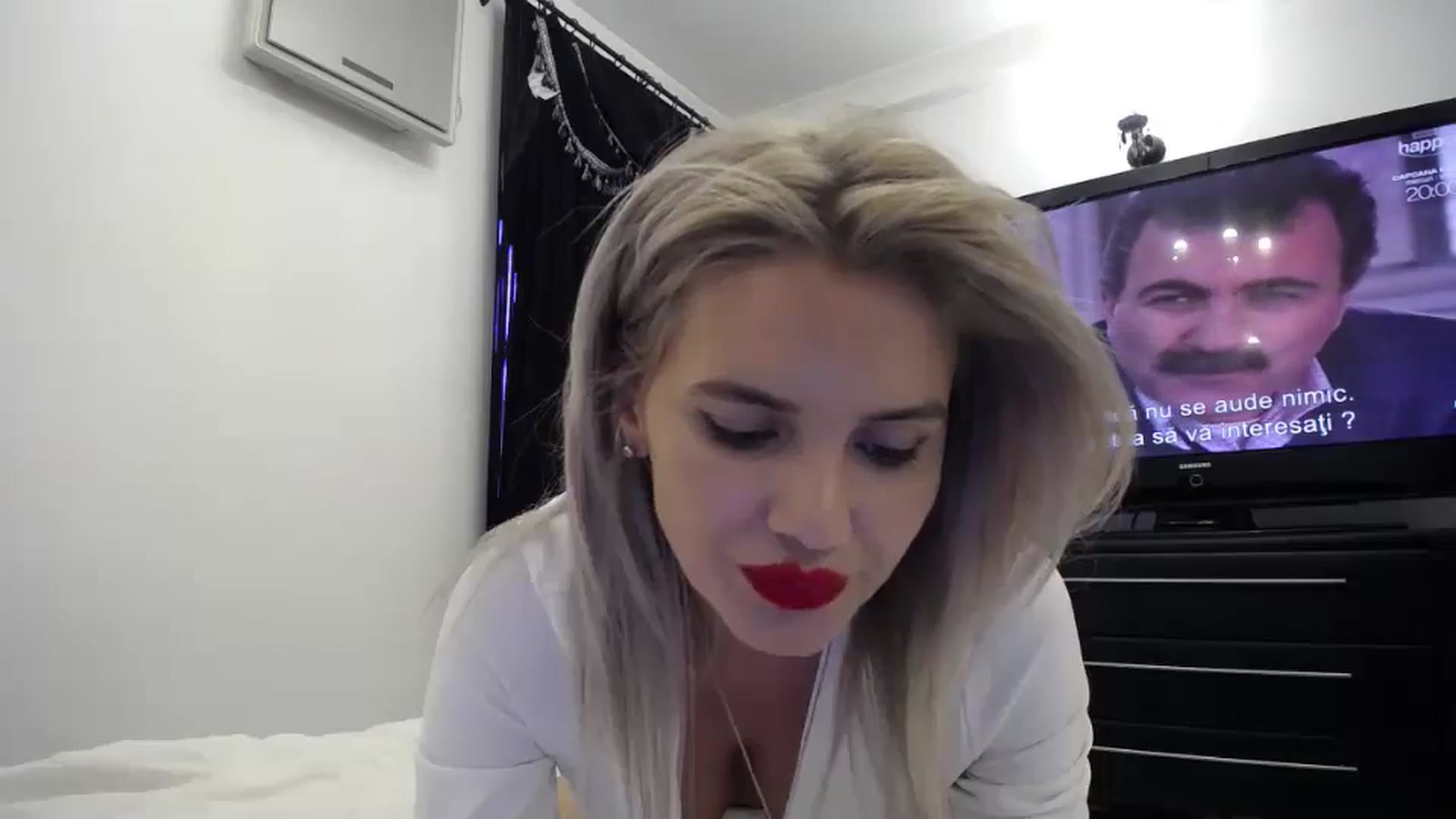 Gallery image thumbnail from Klarita_'s myfreecams stream on, 05/03/2024, 15:58 image 12 of 20