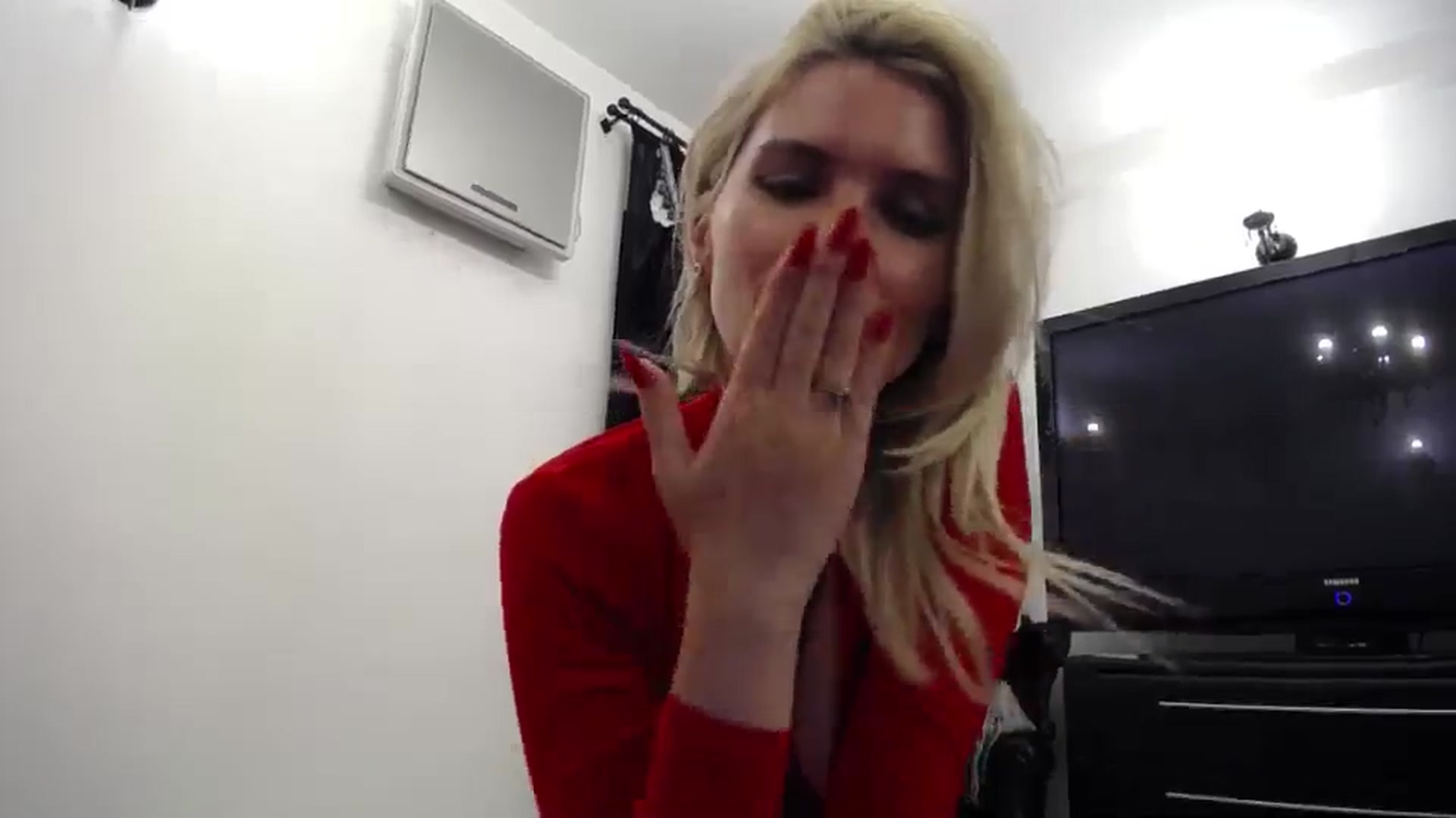 Gallery image thumbnail from Klarita_'s myfreecams stream on, 05/23/2024, 22:38 image 12 of 20