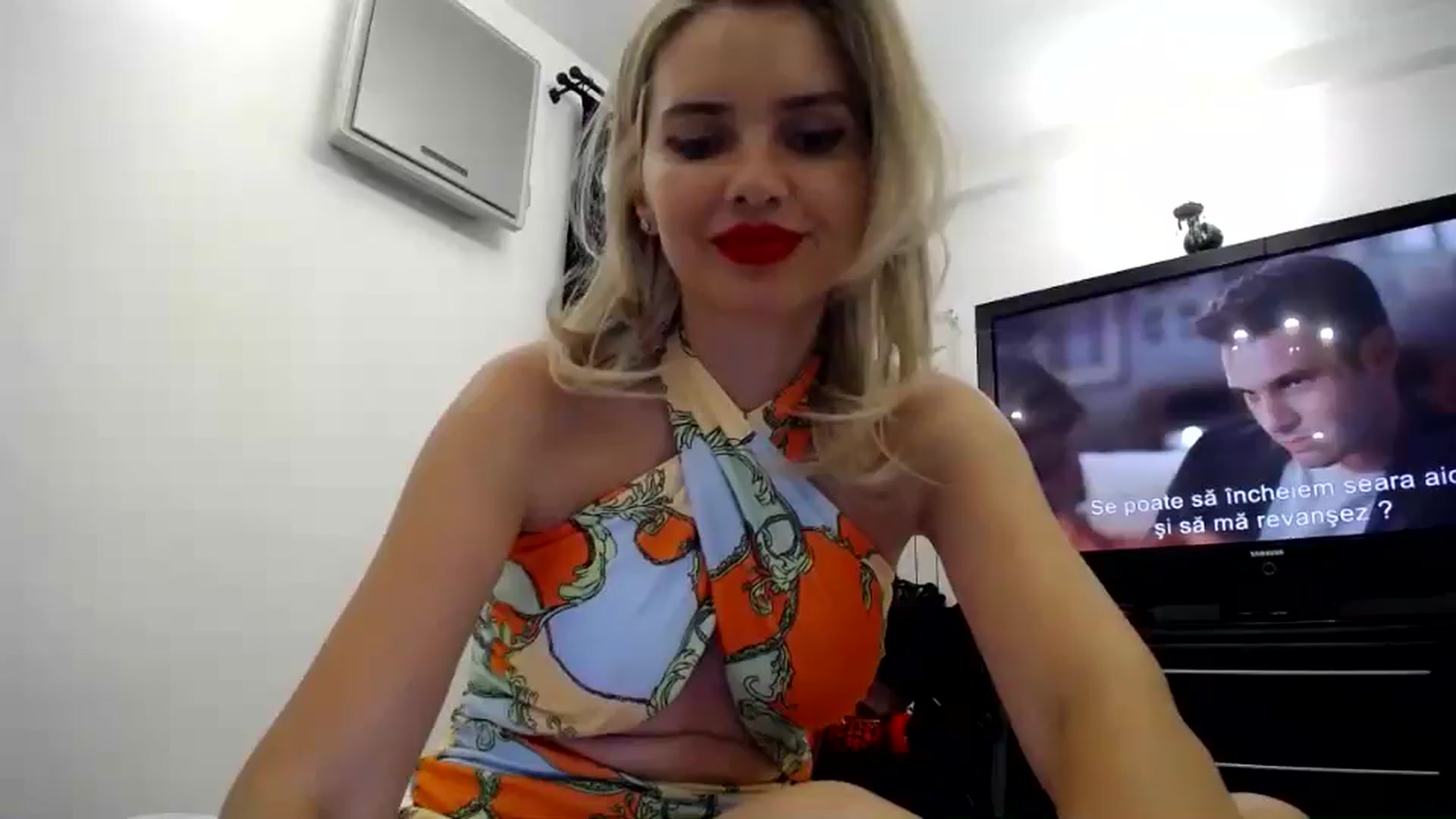 Gallery image thumbnail from Klarita_'s myfreecams stream on, 05/30/2024, 20:43 image 9 of 20