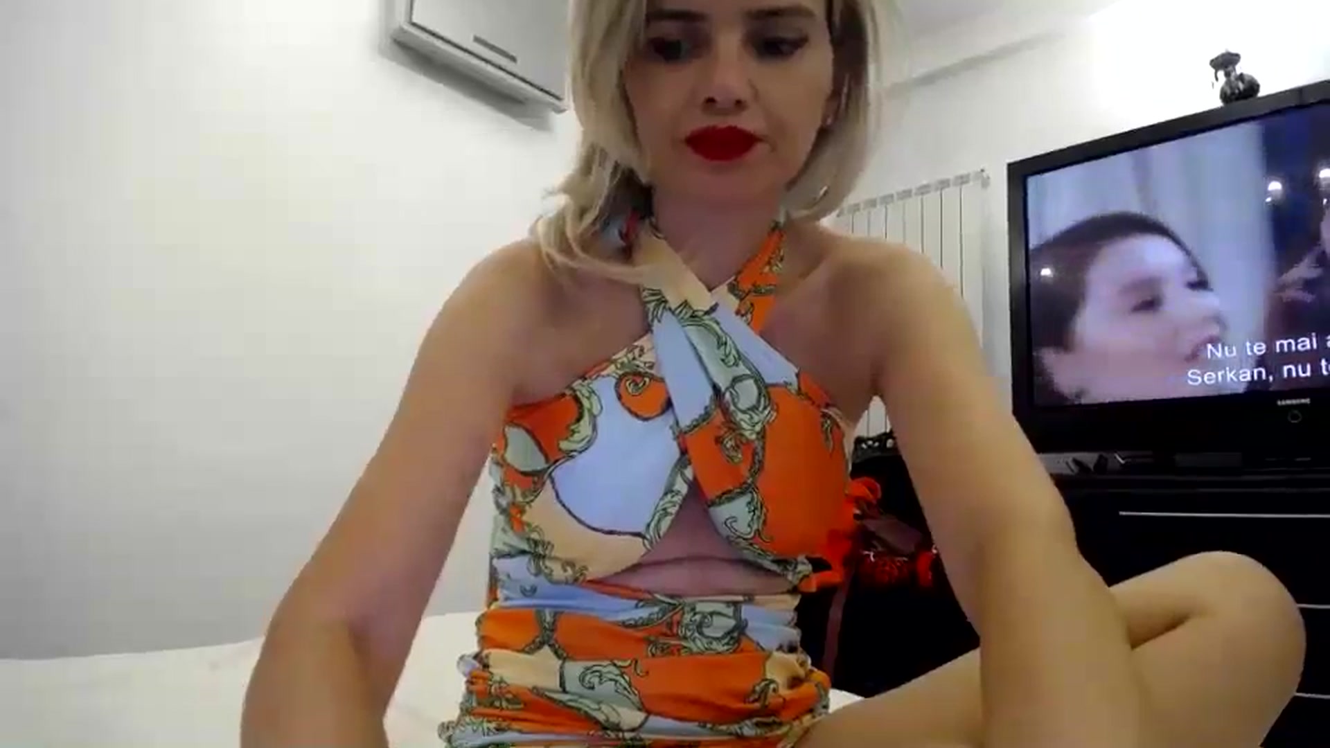 Gallery image thumbnail from Klarita_'s myfreecams stream on, 05/30/2024, 20:43 image 16 of 20