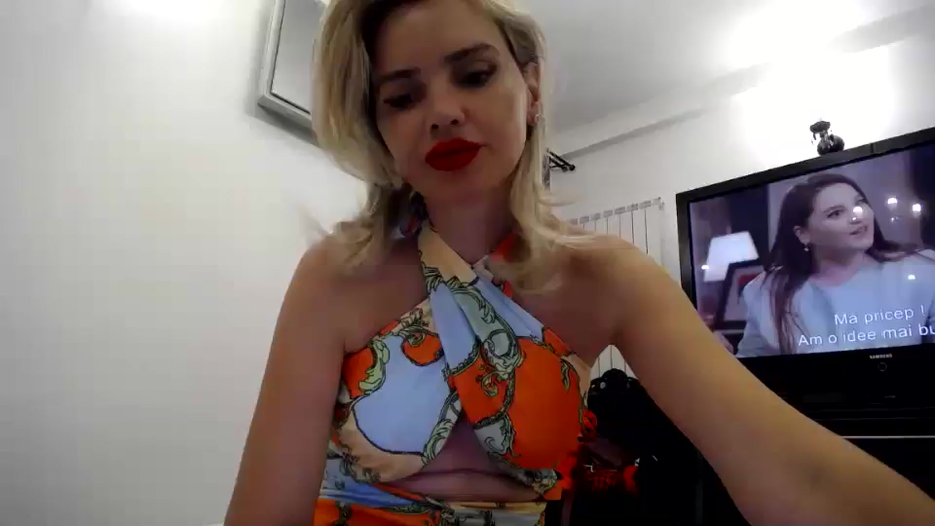 Gallery image thumbnail from Klarita_'s myfreecams stream on, 05/30/2024, 20:43 image 12 of 20