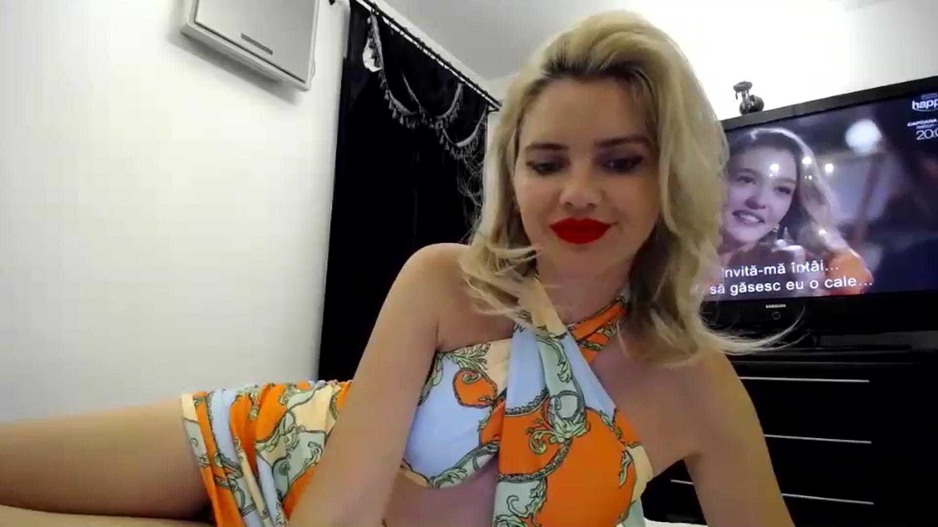 Gallery image thumbnail from Klarita_'s myfreecams stream on, 05/30/2024, 20:43 image 3 of 20