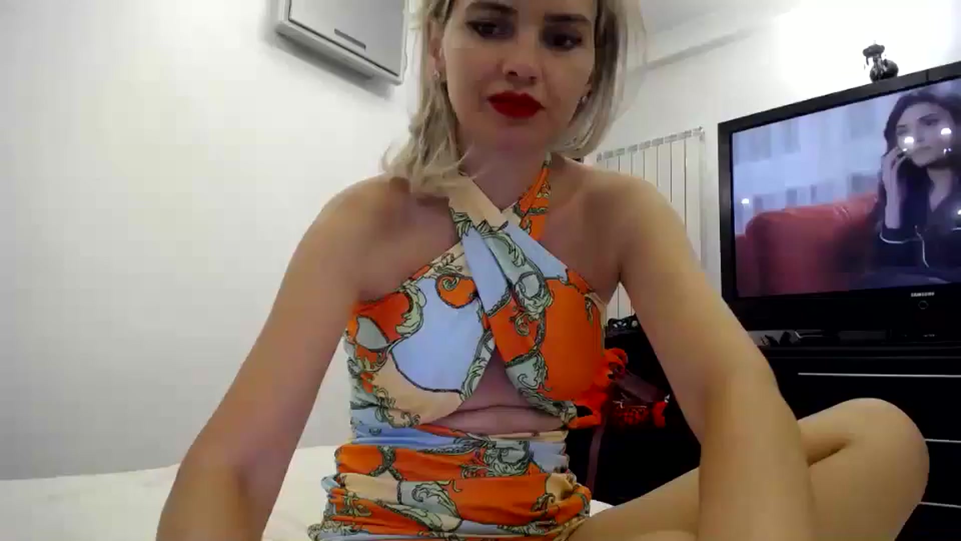 Gallery image thumbnail from Klarita_'s myfreecams stream on, 05/30/2024, 20:43 image 14 of 20