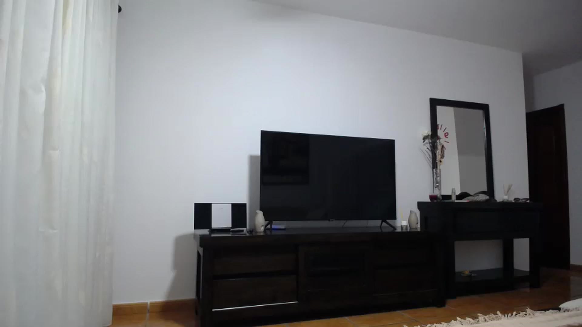 Gallery image thumbnail from Klarita_'s myfreecams stream on, 06/03/2024, 21:50 image 2 of 20