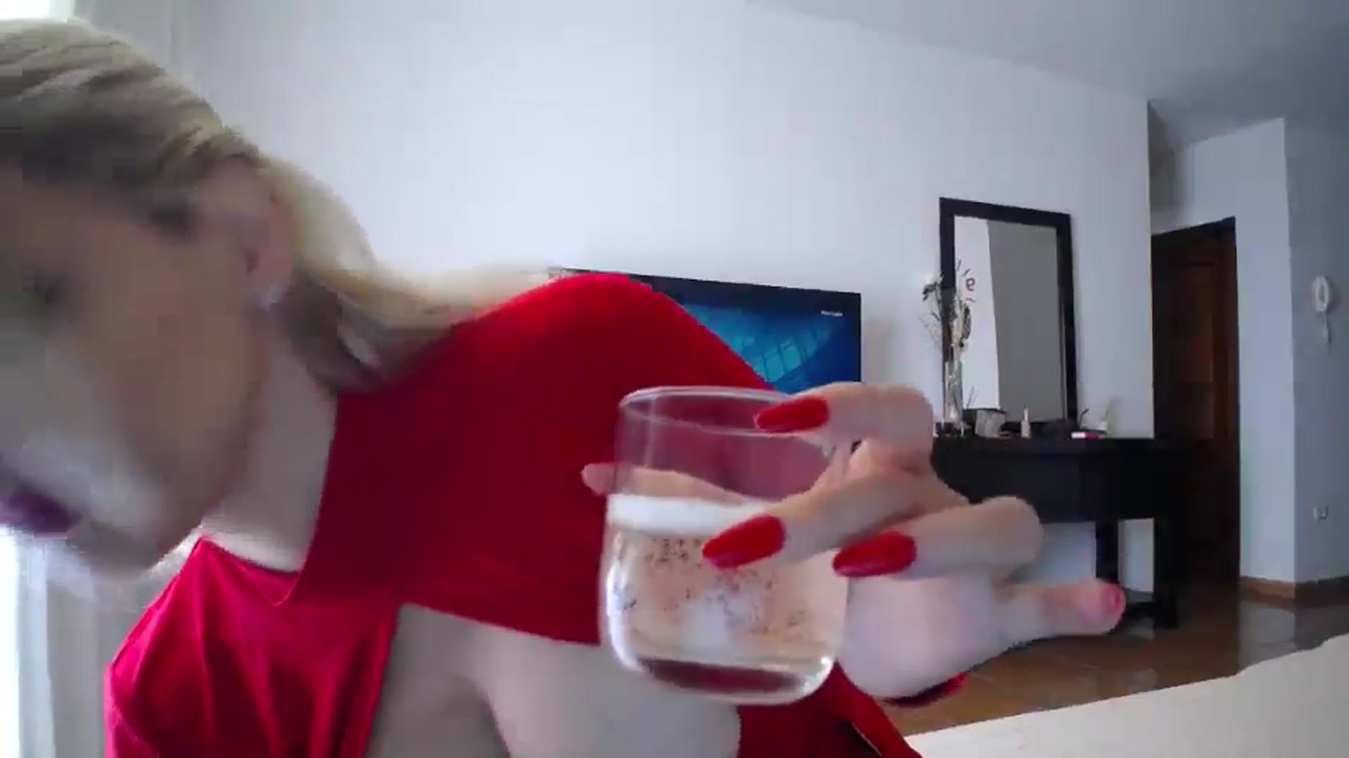 Gallery image thumbnail from Klarita_'s myfreecams stream on, 06/07/2024, 15:11 image 4 of 20