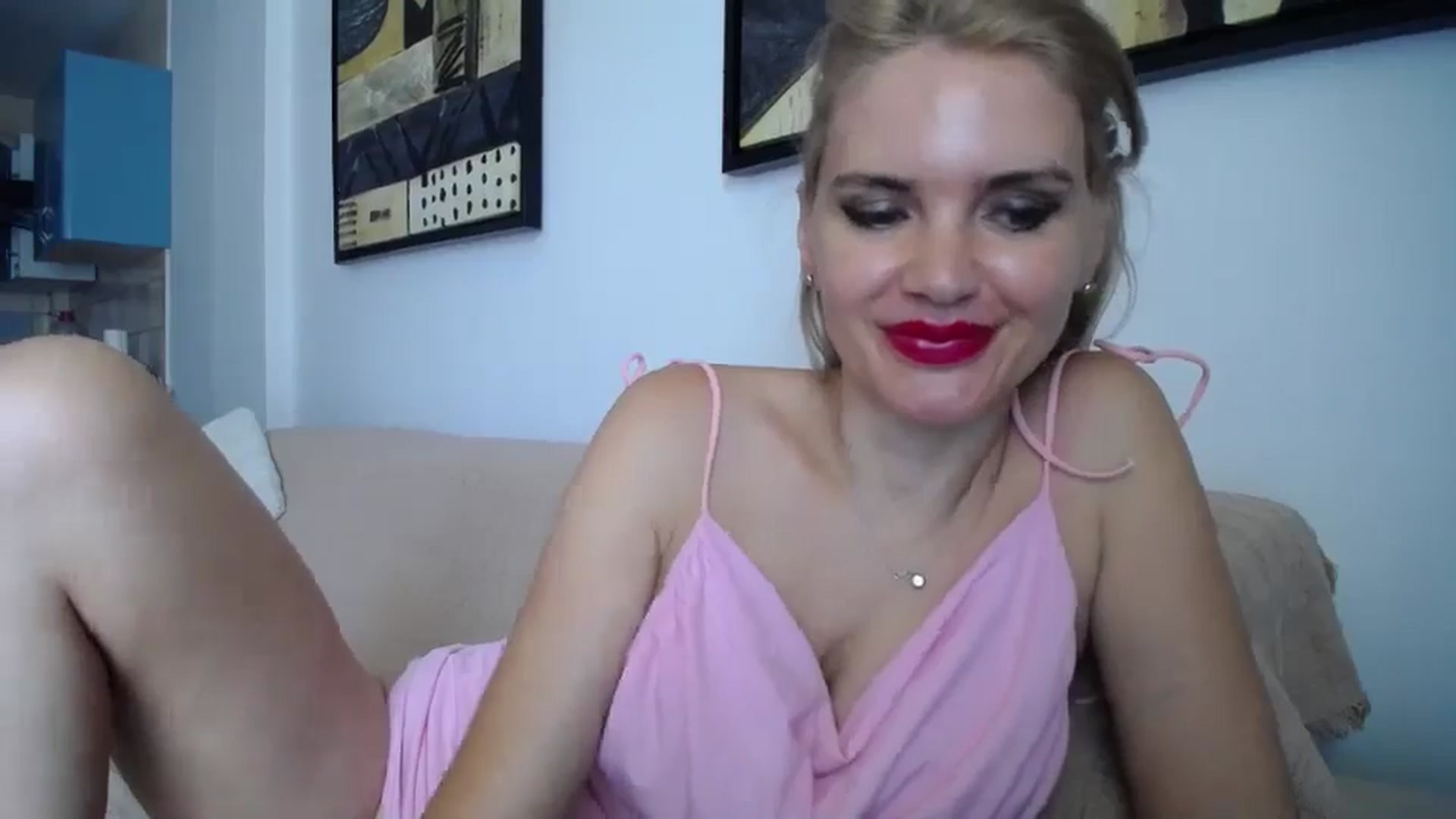 Gallery image thumbnail from Klarita_'s myfreecams stream on, 06/30/2024, 13:52 image 20 of 20