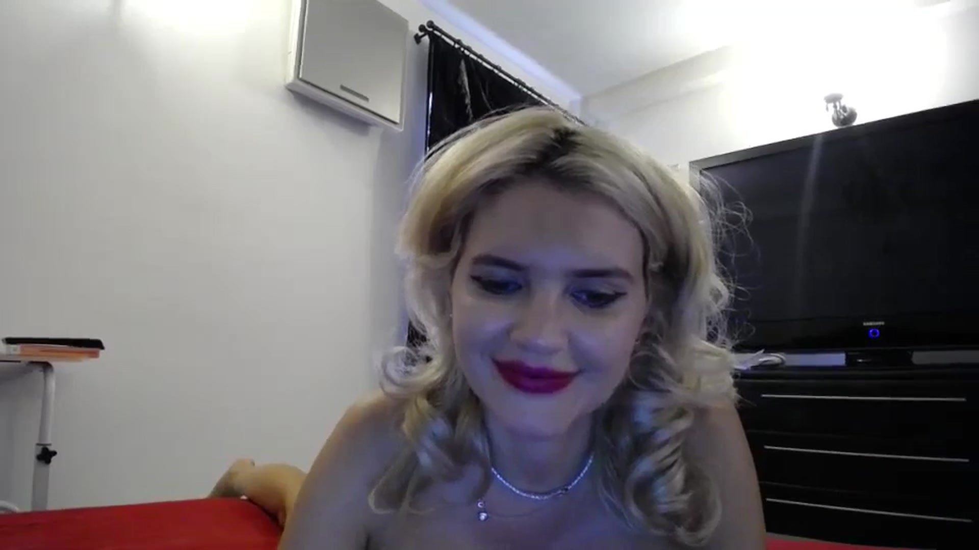 Gallery image thumbnail from Klarita_'s myfreecams stream on, 08/25/2024, 14:59 image 12 of 20