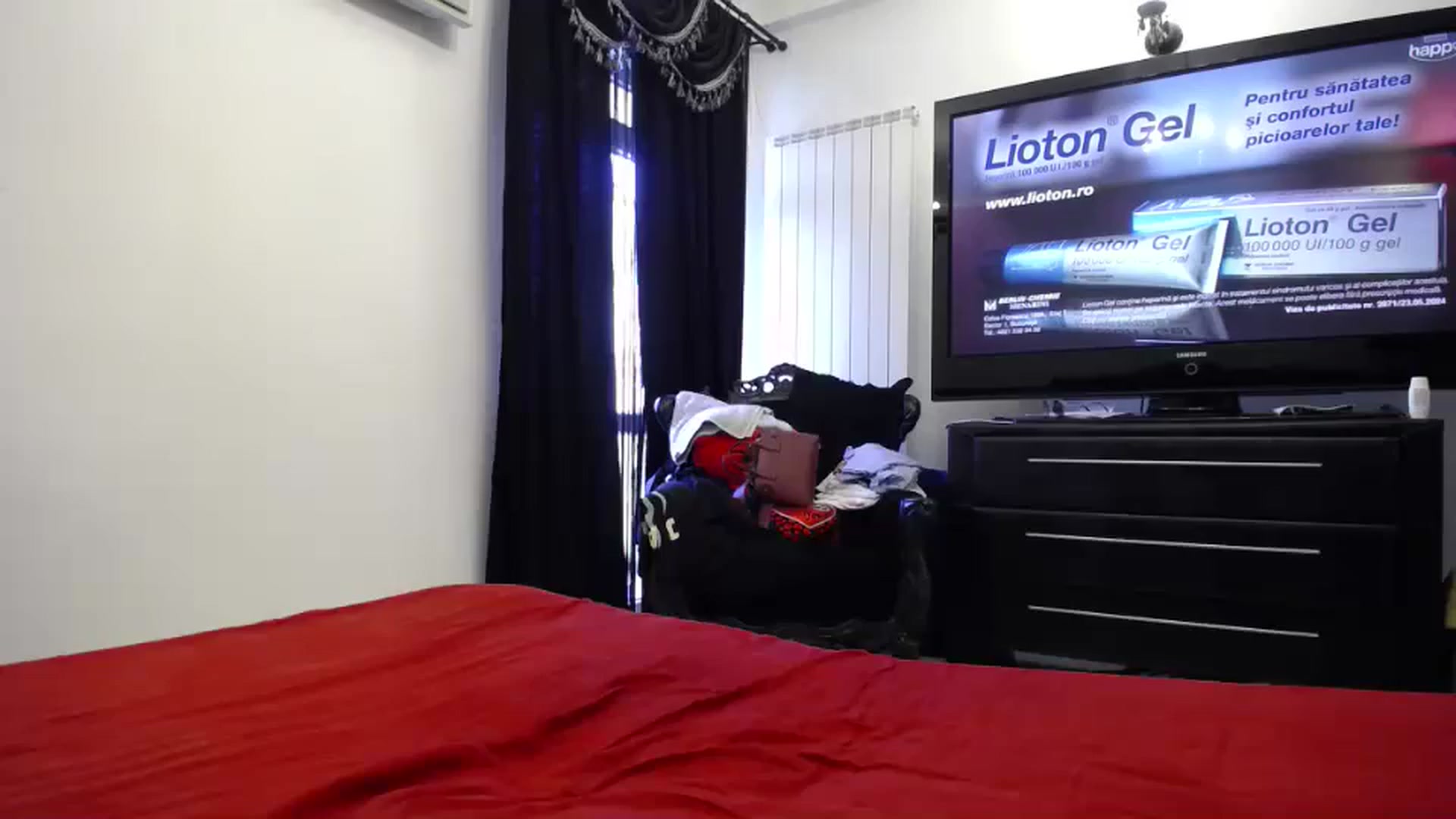 Gallery image thumbnail from Klarita_'s myfreecams stream on, 08/30/2024, 13:32 image 8 of 20