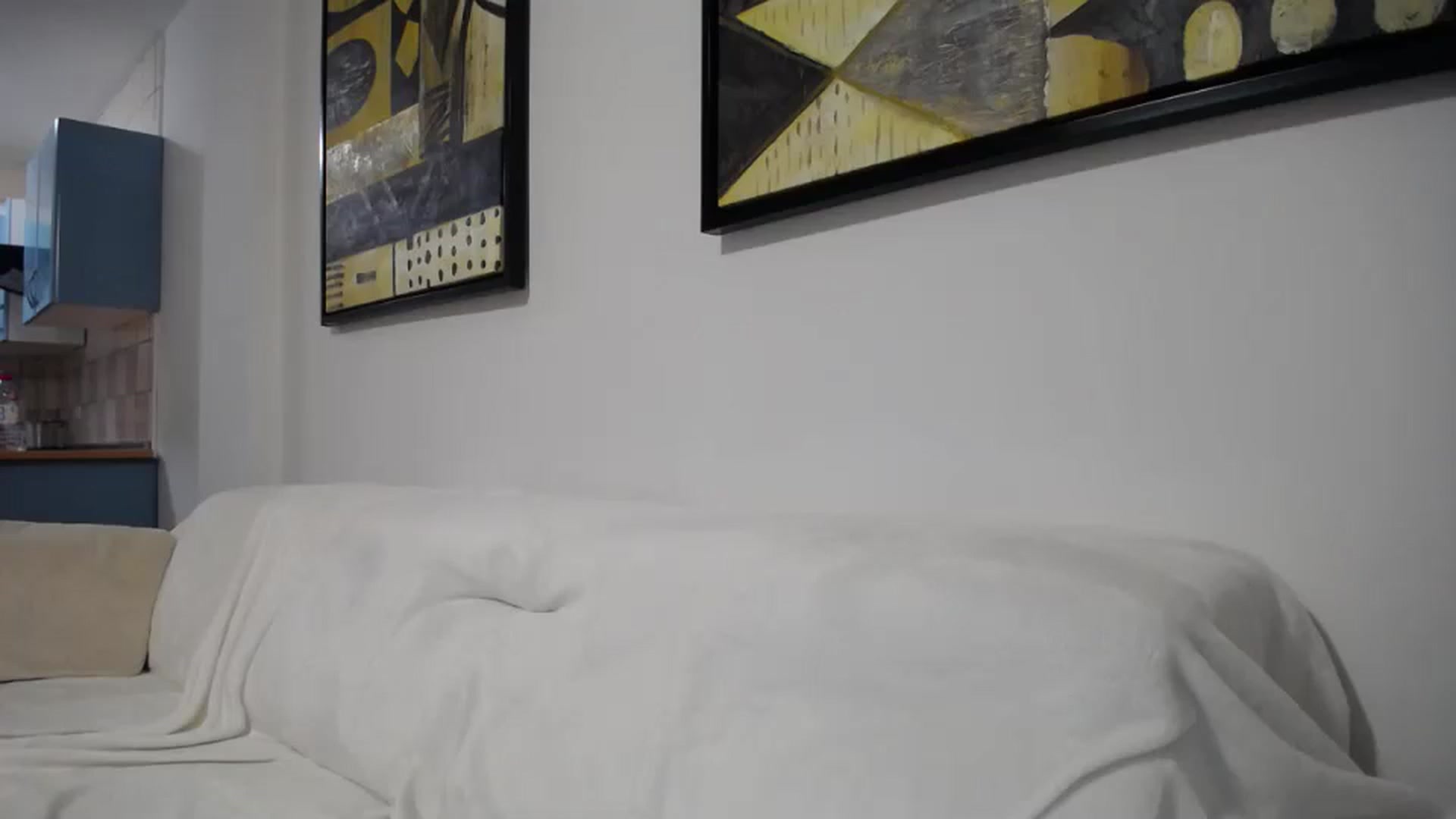 Gallery image thumbnail from Klarita_'s myfreecams stream on, 10/01/2024, 21:31 image 17 of 20