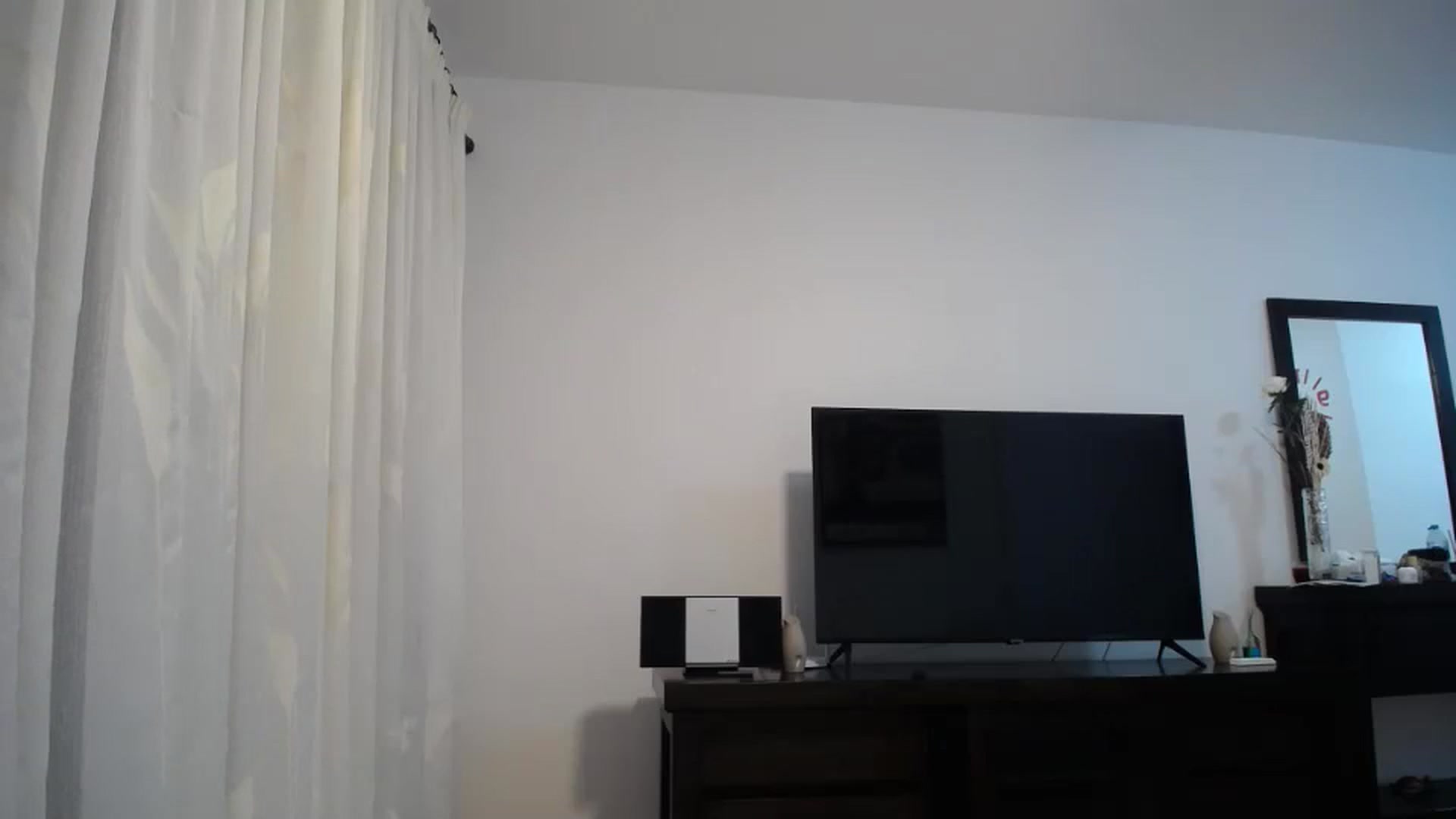 Gallery image thumbnail from Klarita_'s myfreecams stream on, 10/02/2024, 21:27 image 19 of 20