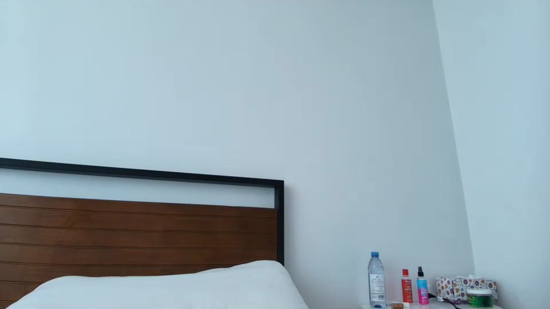 Gallery image thumbnail from Klarita_'s myfreecams stream on, 10/20/2024, 15:45 image 7 of 20