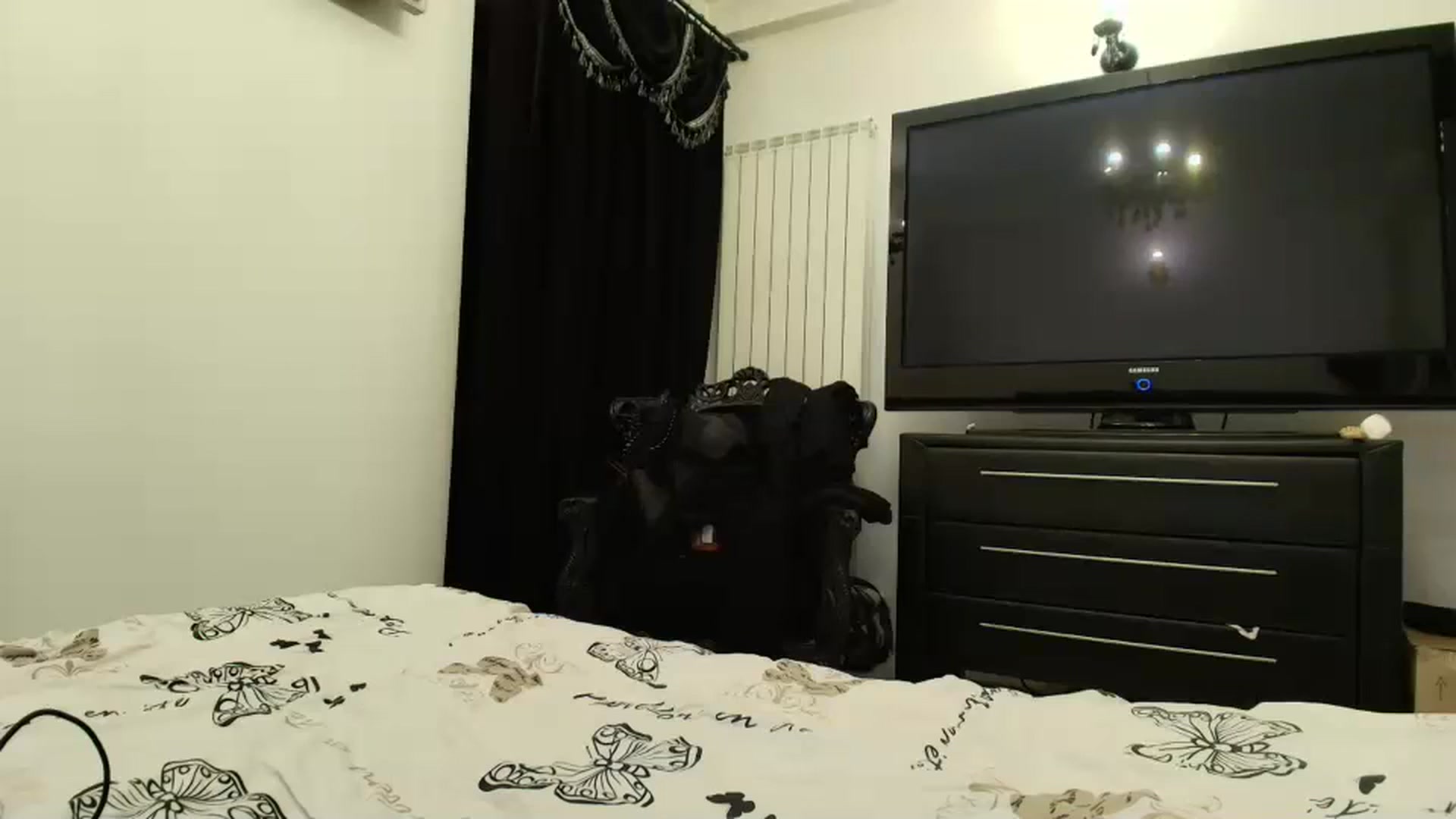 Gallery image thumbnail from Klarita_'s myfreecams stream on, 12/02/2024, 23:32 image 13 of 20