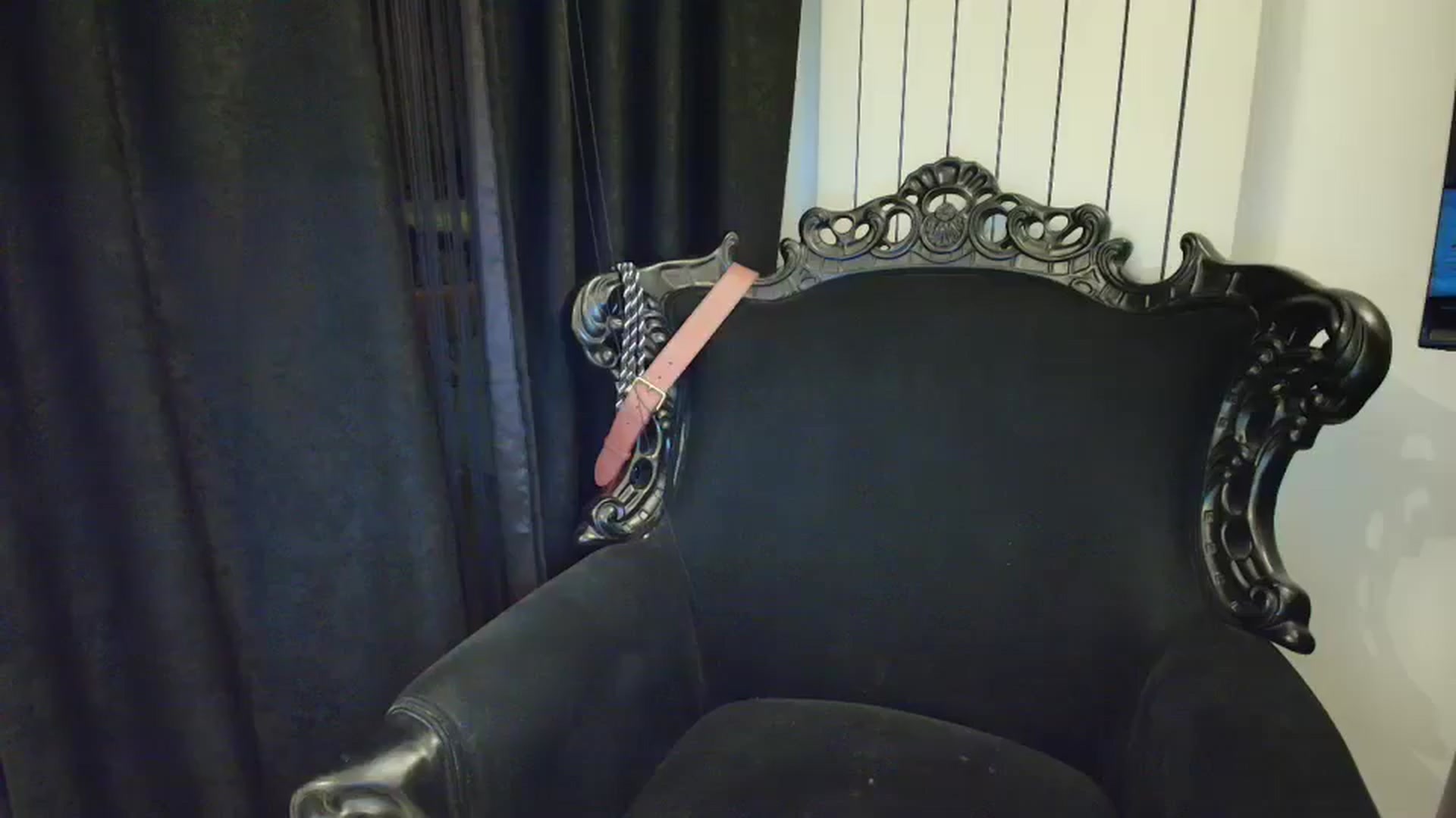 Gallery image thumbnail from Klarita_'s myfreecams stream on, 12/26/2024, 22:37 image 1 of 20