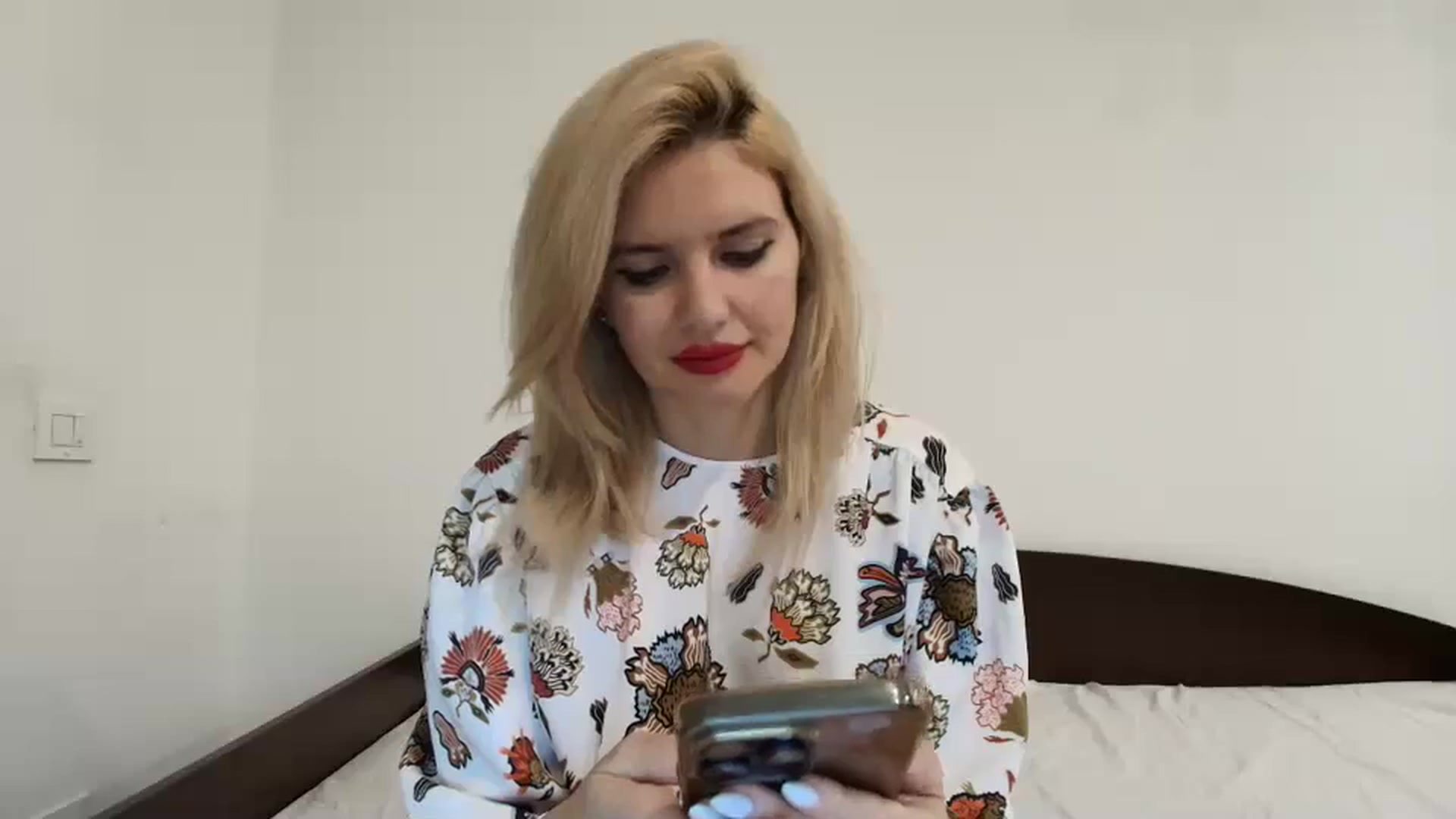 Gallery image thumbnail from Klarita_'s myfreecams stream on, 12/31/2024, 14:53 image 20 of 20