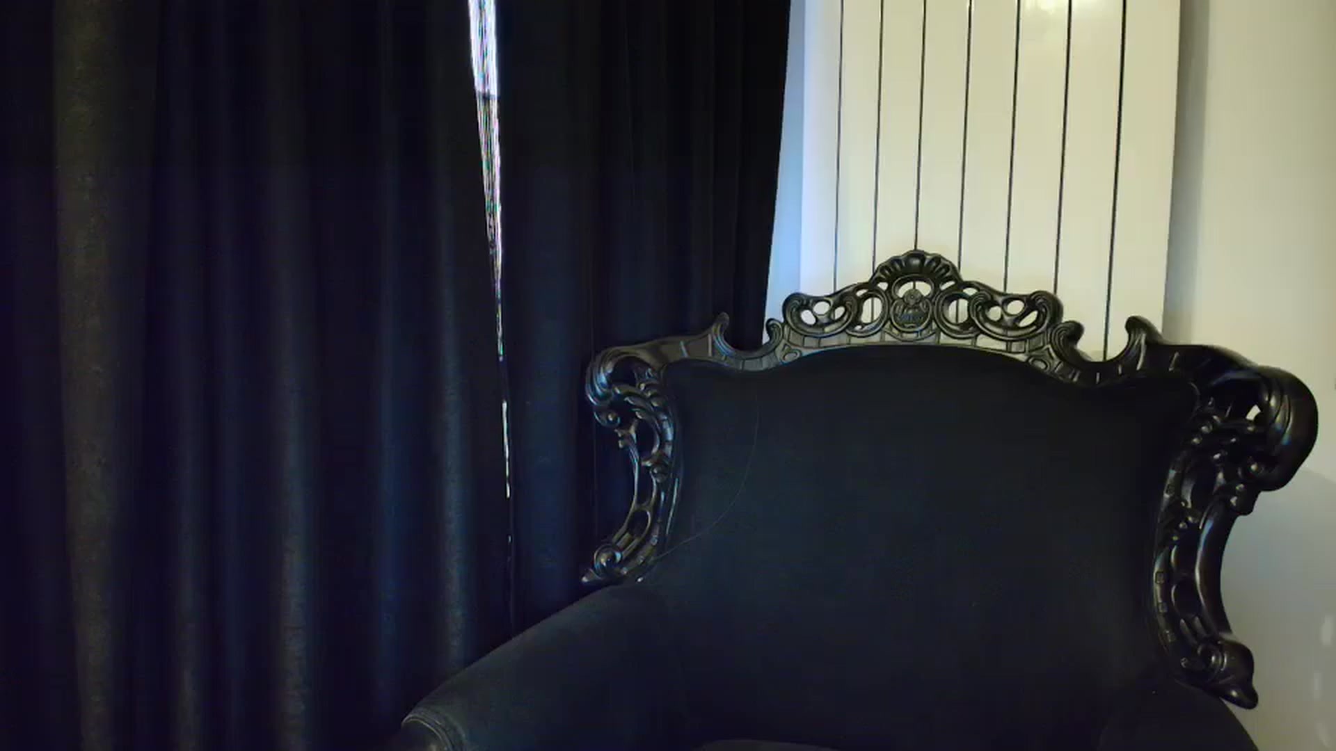 Gallery image thumbnail from Klarita_'s myfreecams stream on, 01/05/2025, 15:19 image 16 of 20