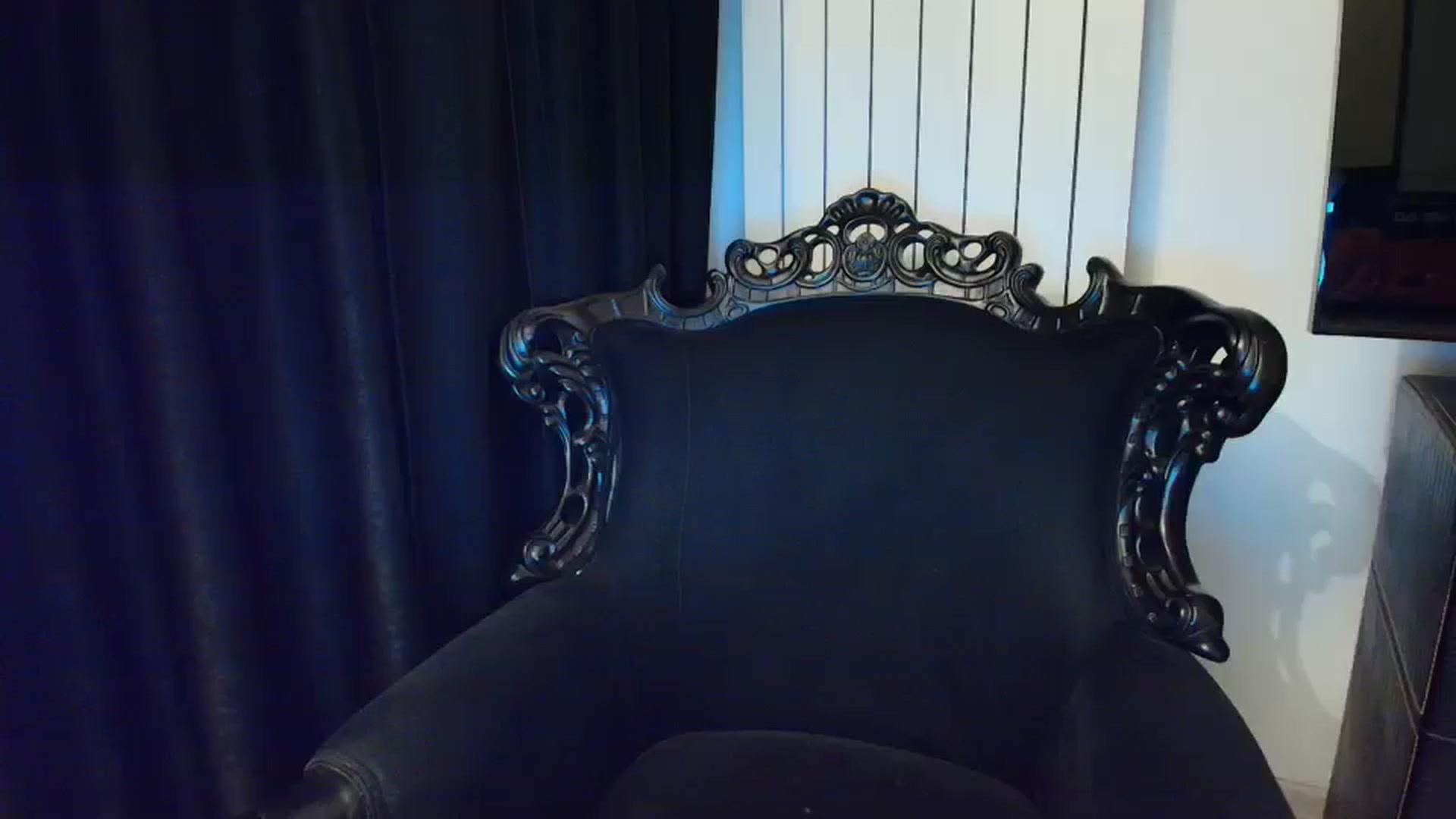 Gallery image thumbnail from Klarita_'s myfreecams stream on, 01/05/2025, 16:22 image 13 of 20