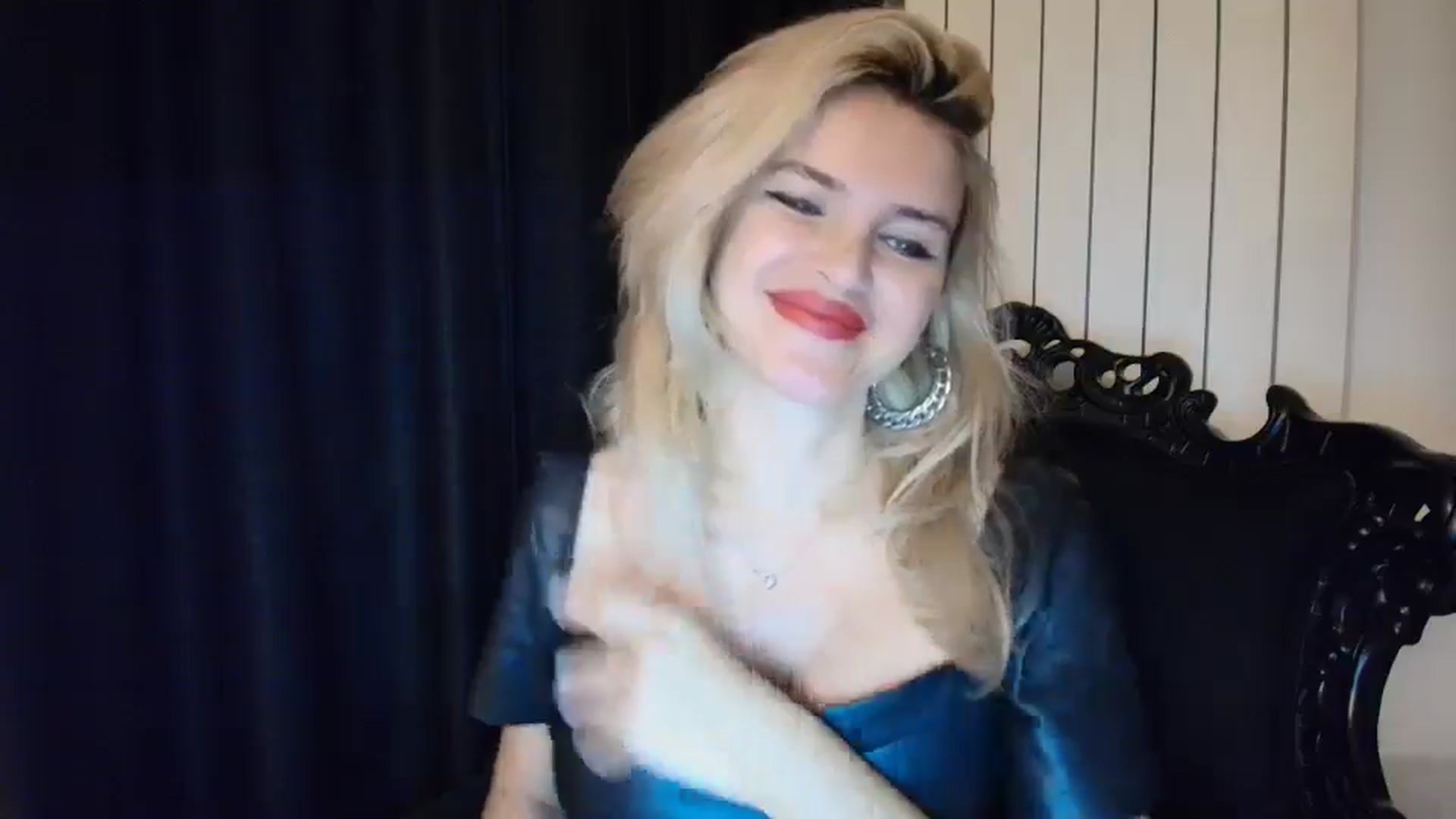 Gallery image thumbnail from Klarita_'s myfreecams stream on, 01/06/2025, 22:12 image 11 of 20