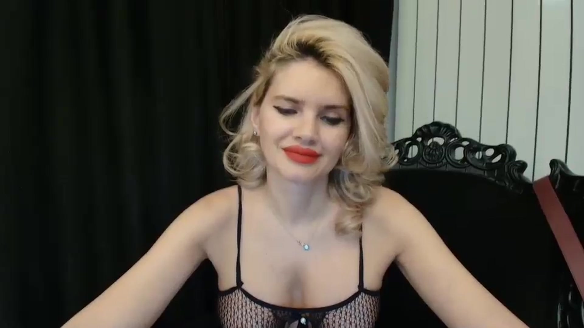 Gallery image thumbnail from Klarita_'s myfreecams stream on, 01/07/2025, 22:14 image 15 of 20