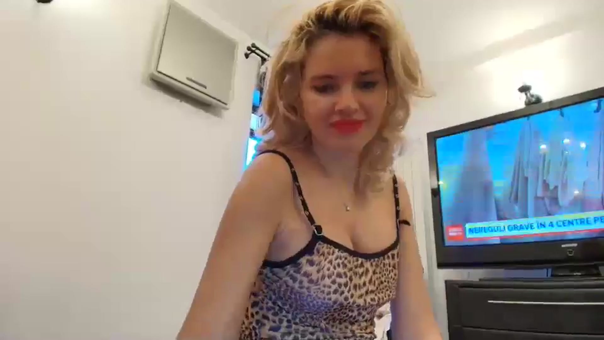 Gallery image thumbnail from Klarita_'s myfreecams stream on, 01/11/2025, 12:14 image 20 of 20
