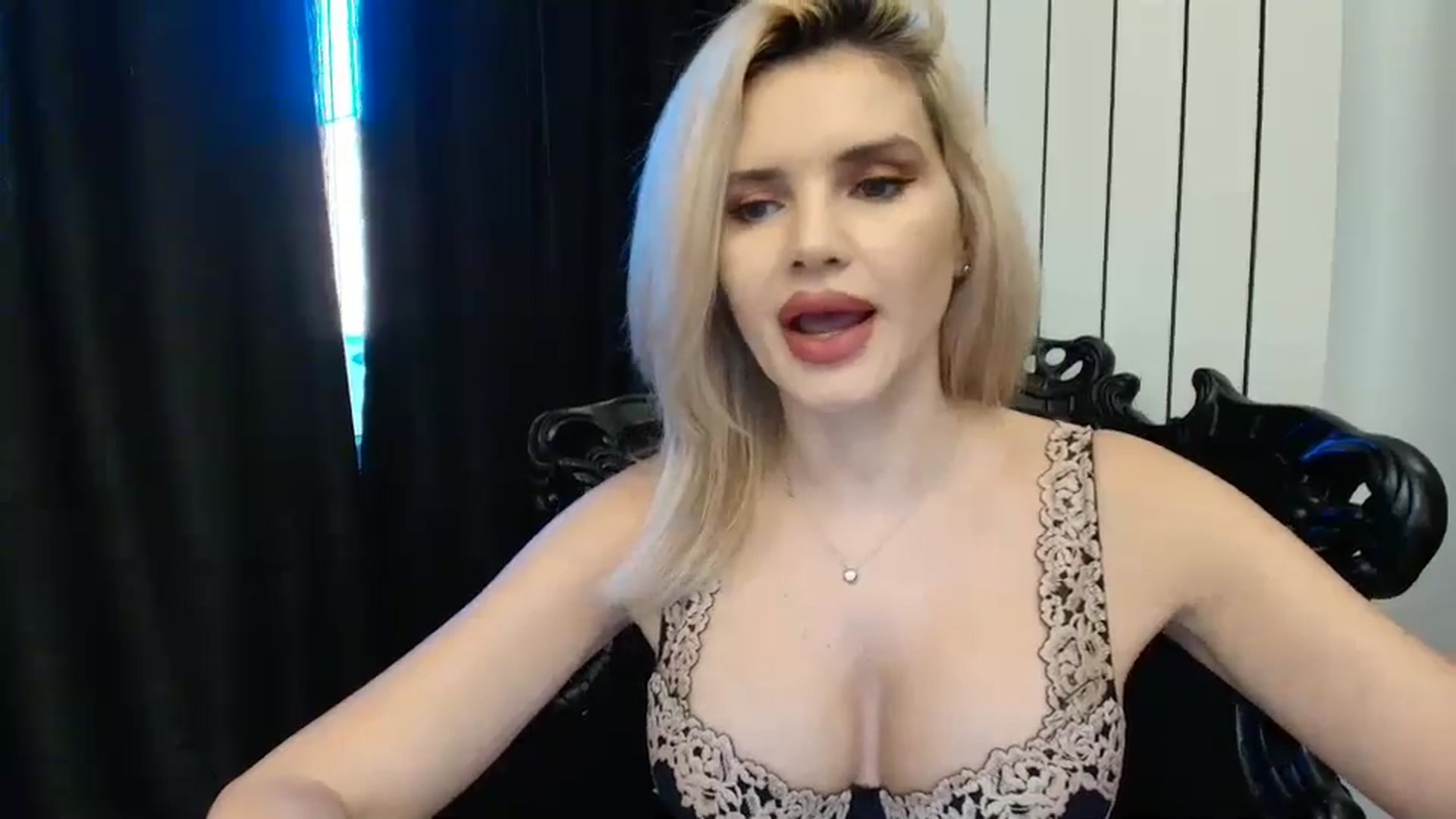 Gallery image thumbnail from Klarita_'s myfreecams stream on, 01/17/2025, 14:46 image 17 of 20