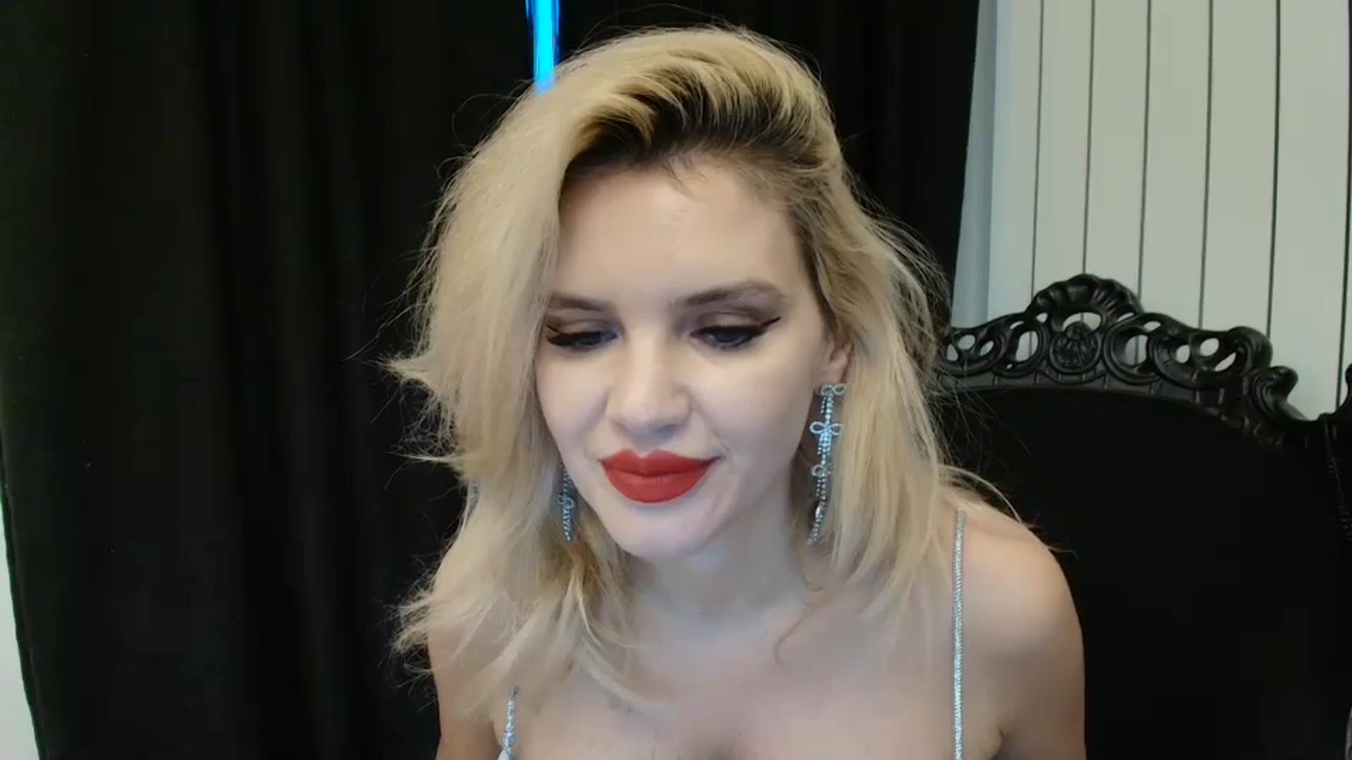 Gallery image thumbnail from Klarita_'s myfreecams stream on, 01/19/2025, 16:01 image 15 of 20