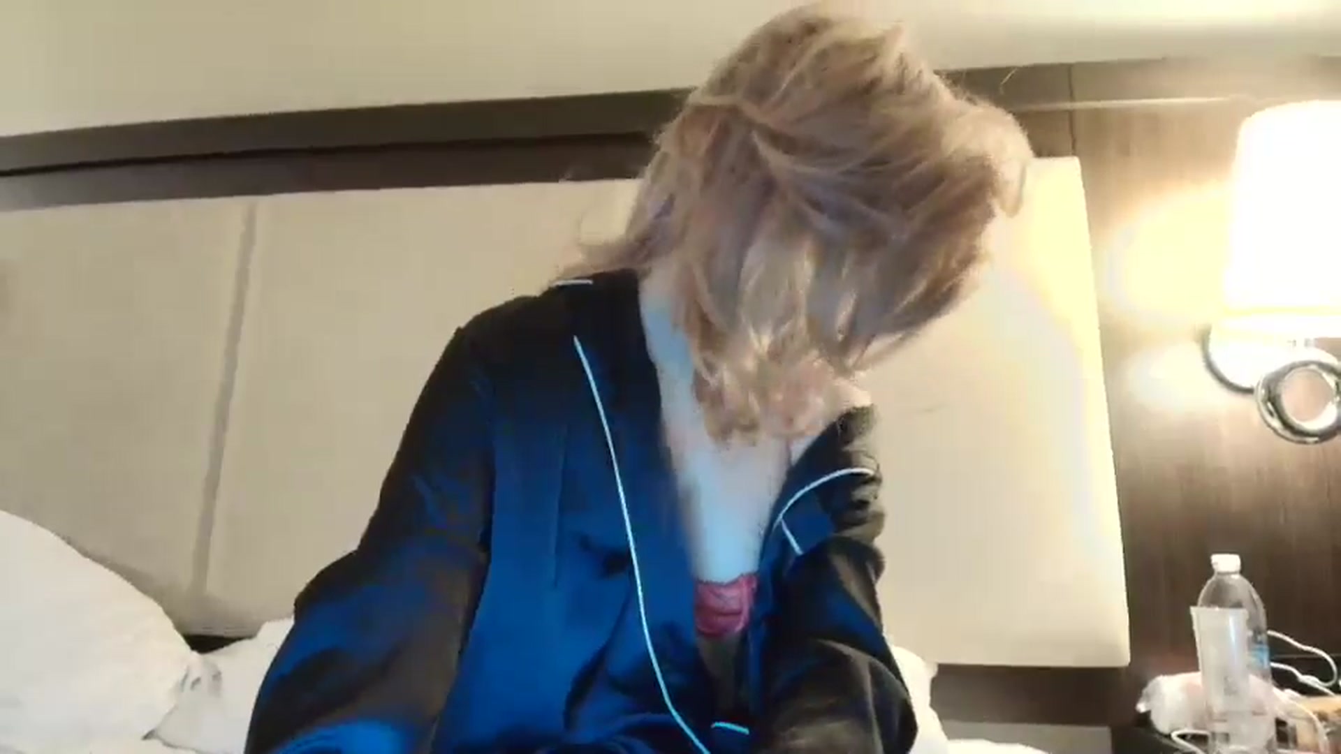 Gallery image thumbnail from Klarita_'s myfreecams stream on, 01/25/2025, 20:35 image 14 of 20