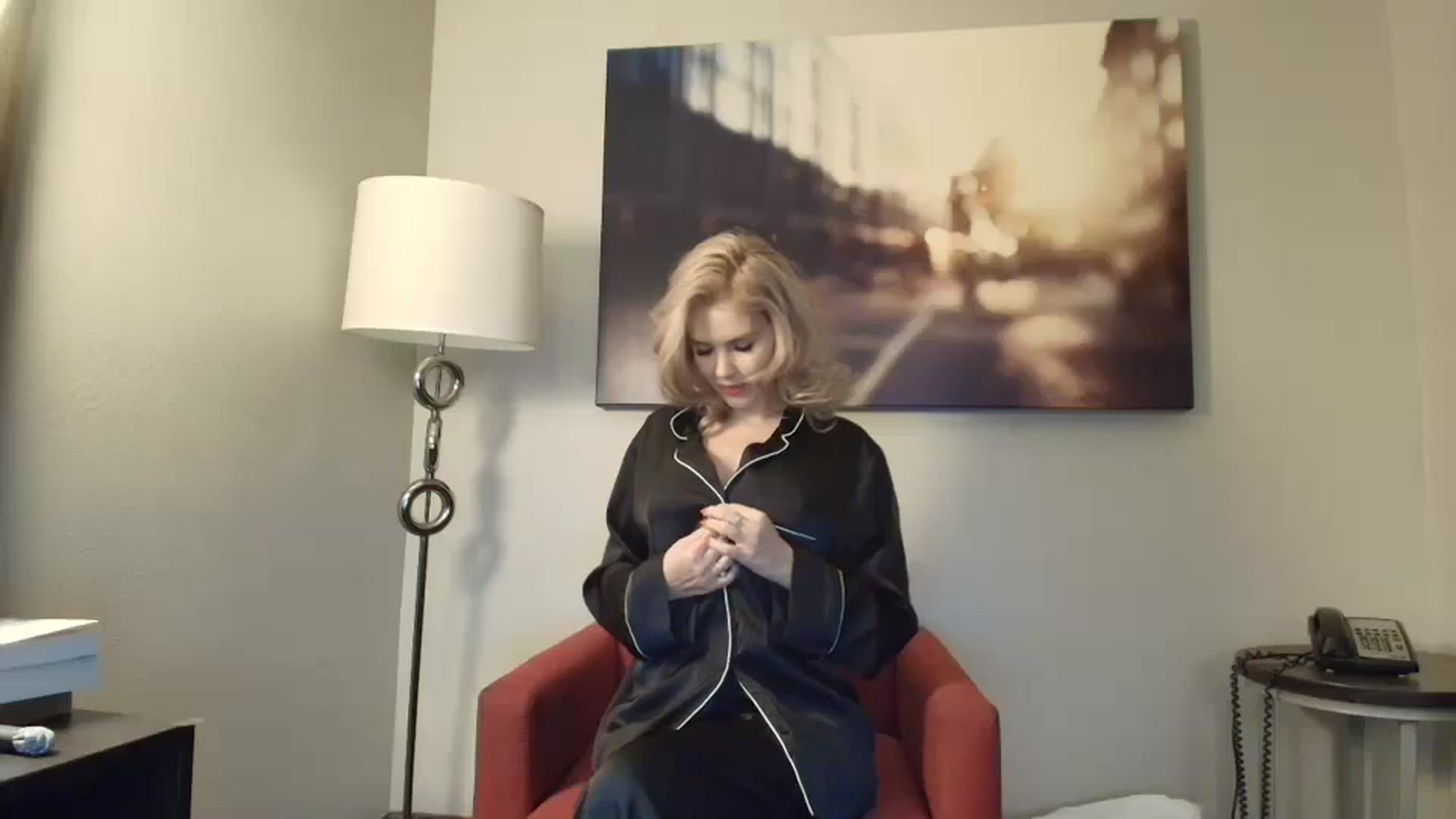 Gallery image thumbnail from Klarita_'s myfreecams stream on, 01/25/2025, 20:35 image 7 of 20