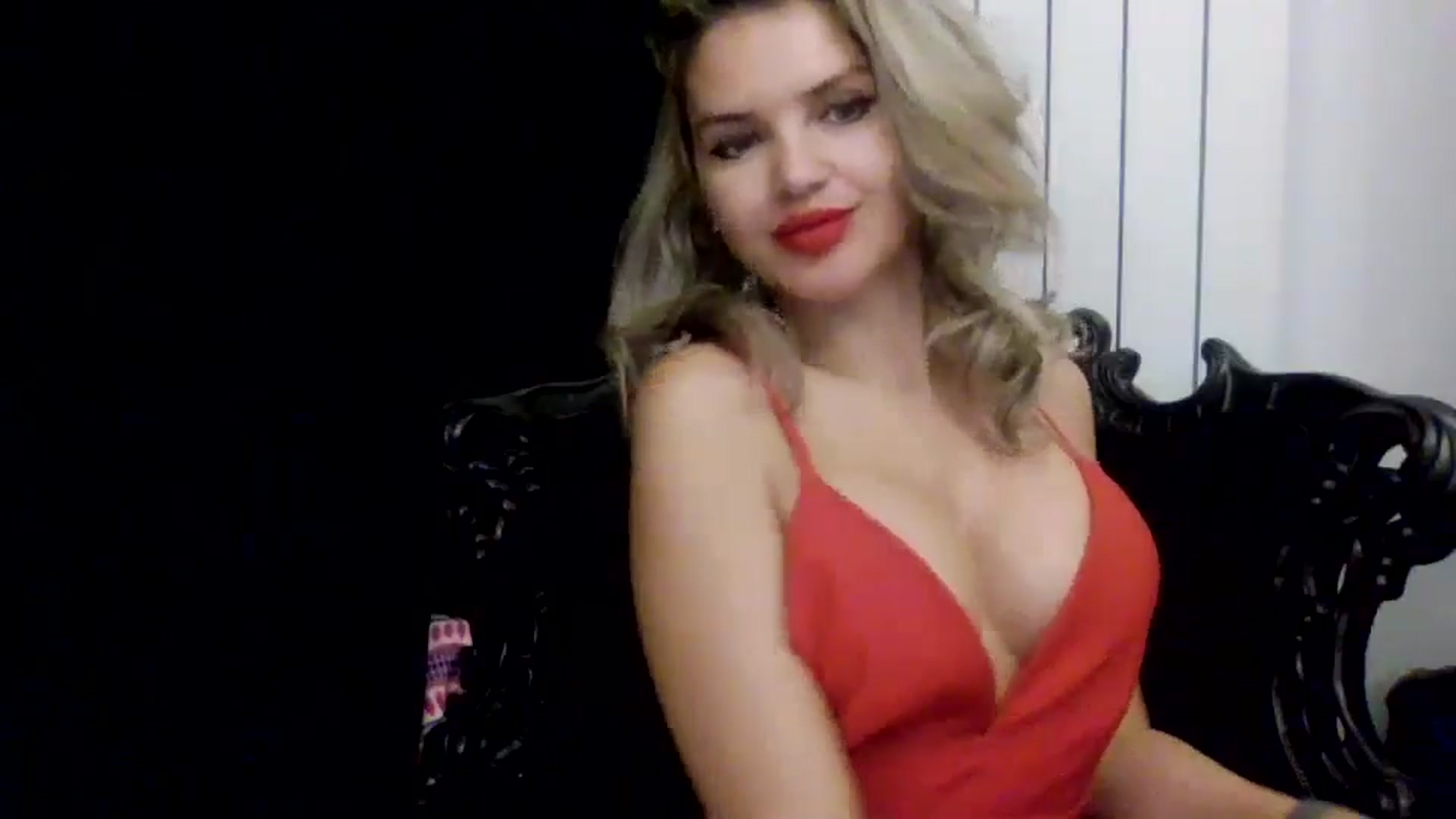 Gallery image thumbnail from Klarita_'s myfreecams stream on, 03/26/2025, 20:51 image 6 of 20