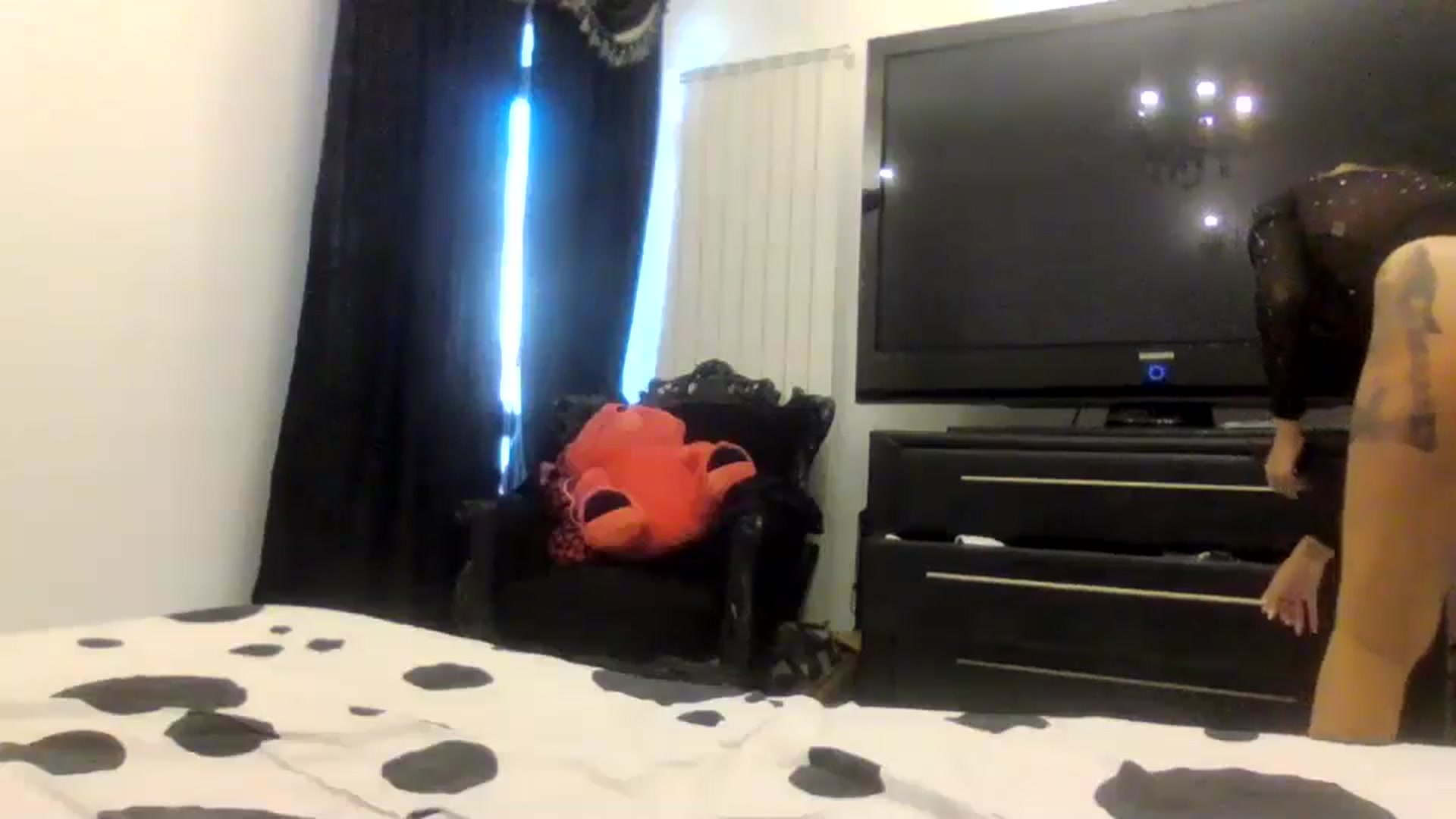 Gallery image thumbnail from Klarita_'s myfreecams stream on, 03/30/2025, 13:50 image 4 of 20