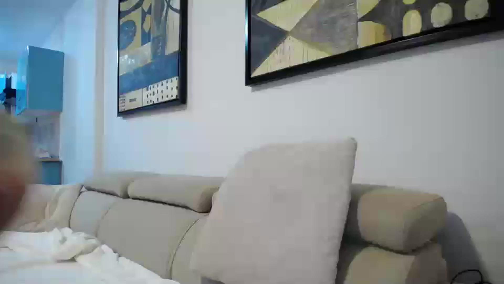 Gallery image thumbnail from Klarita_'s myfreecams stream on, 04/02/2025, 20:23 image 10 of 20