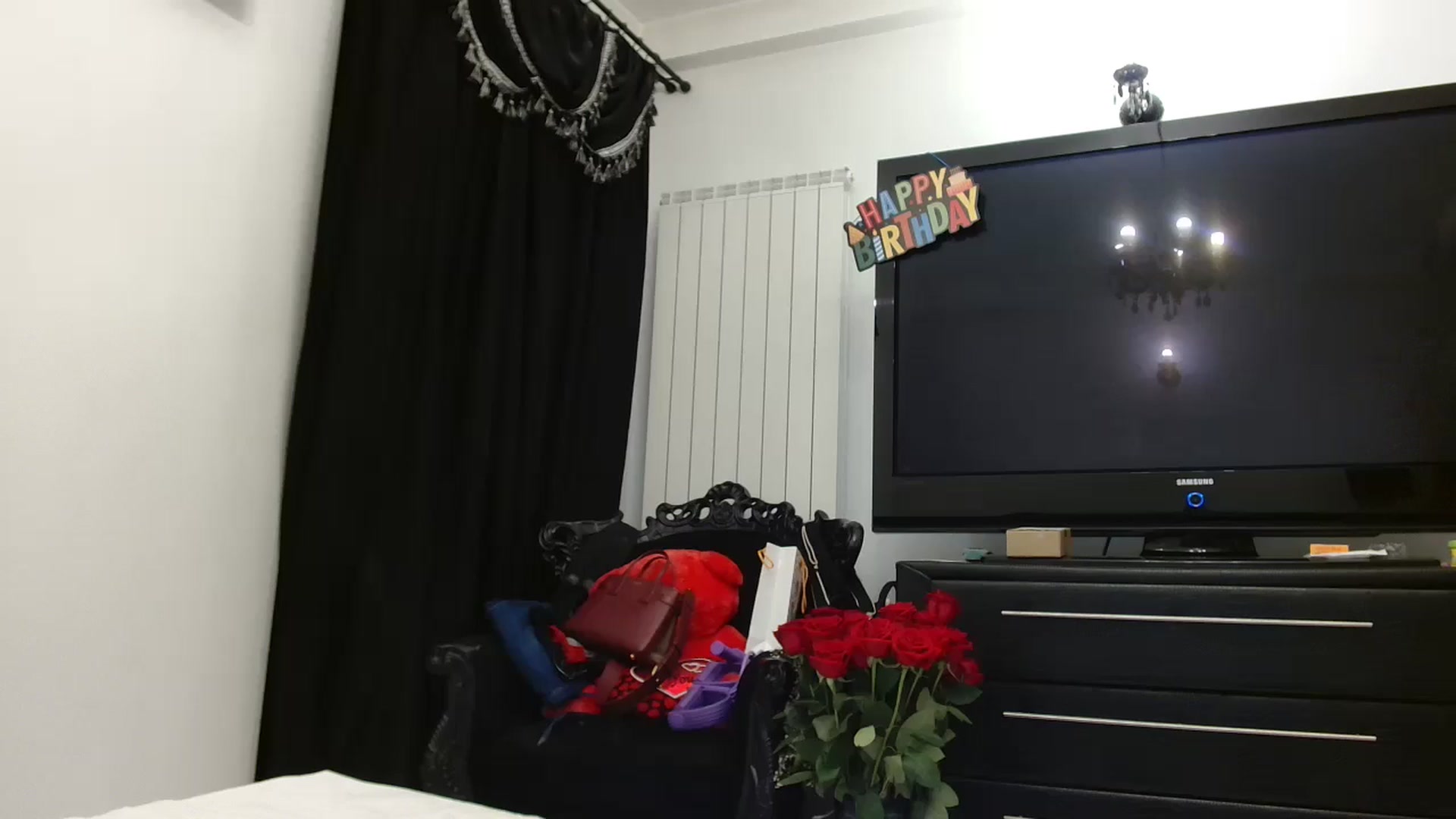 Gallery image thumbnail from Klarita_'s myfreecams stream on, 05/12/2025, 21:24 image 8 of 20