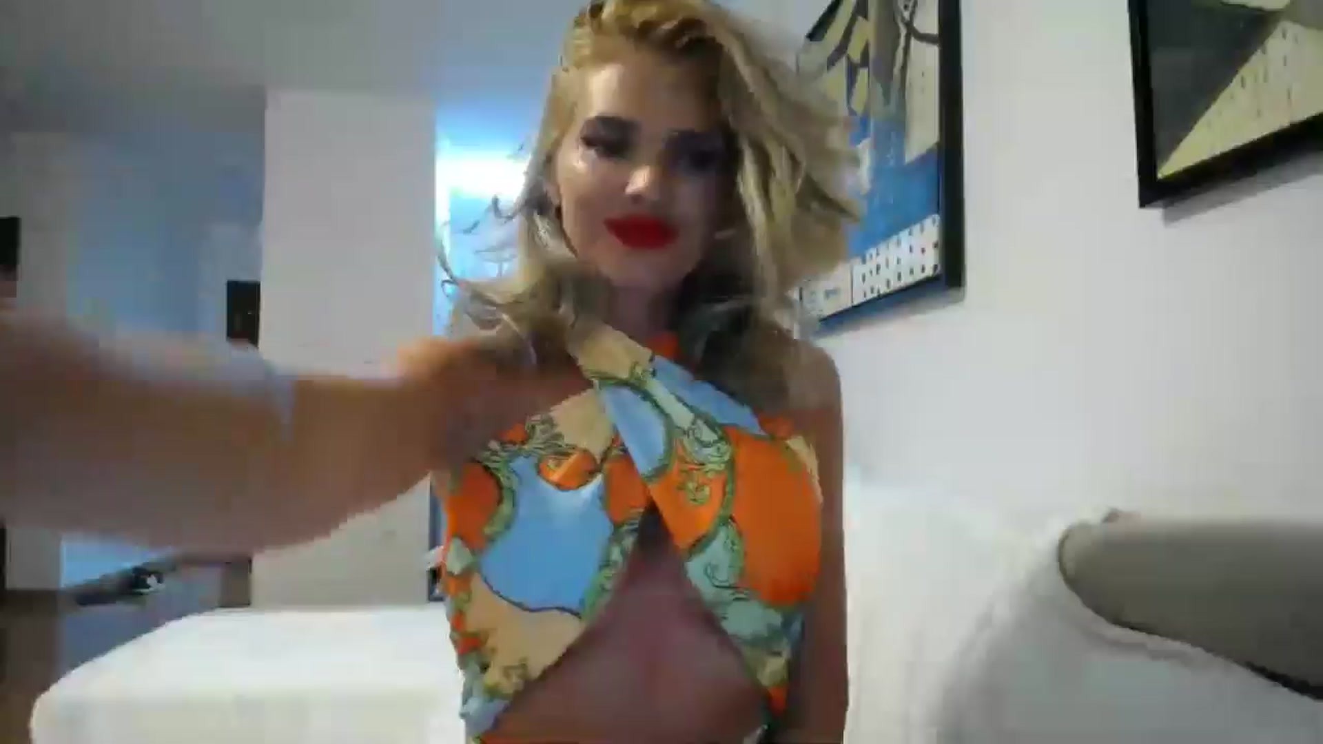 Gallery image thumbnail from Klarita_'s myfreecams stream on, 05/20/2025, 22:10 image 8 of 20