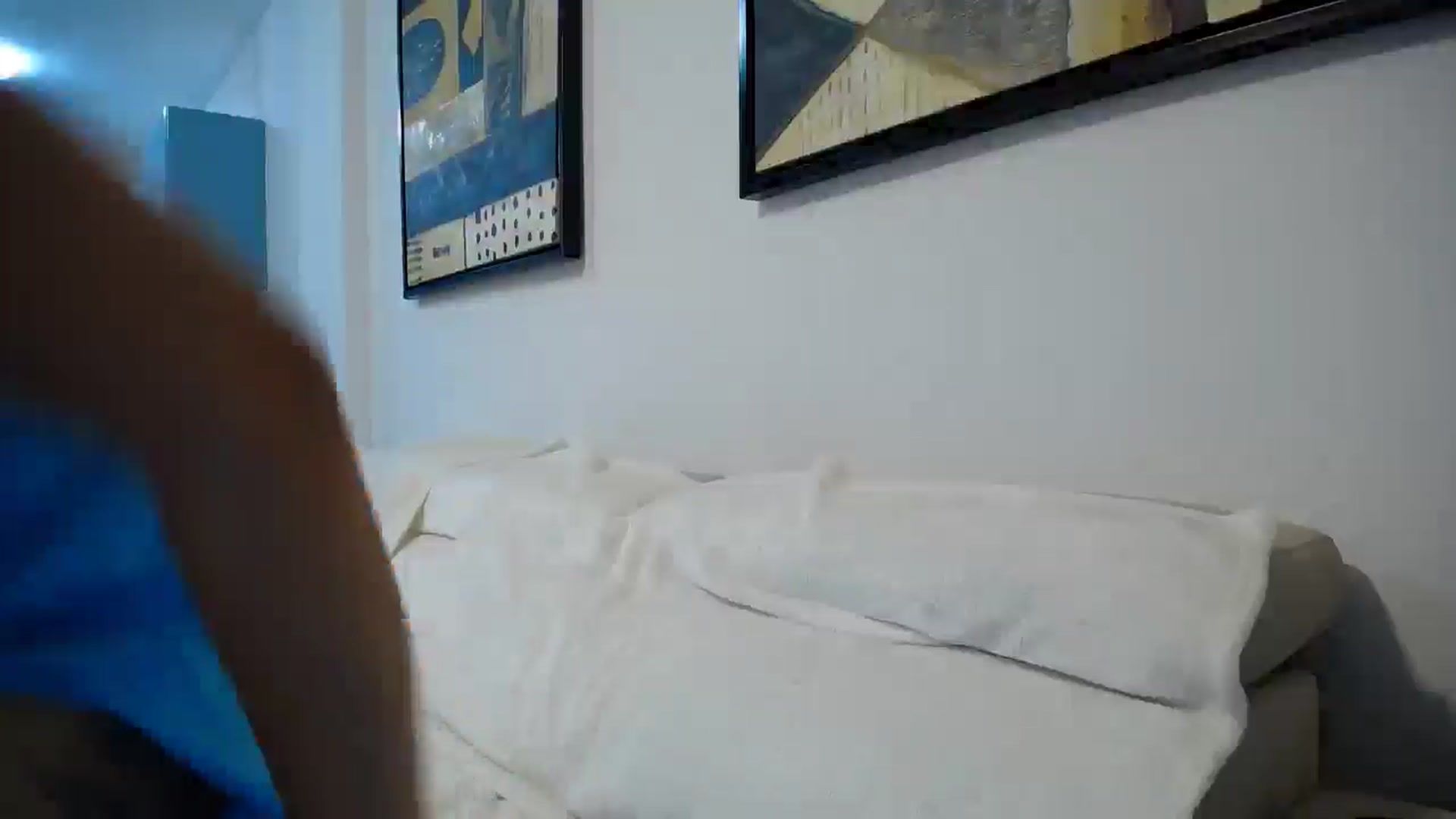 Gallery image thumbnail from Klarita_'s myfreecams stream on, 06/24/2025, 21:08 image 6 of 20
