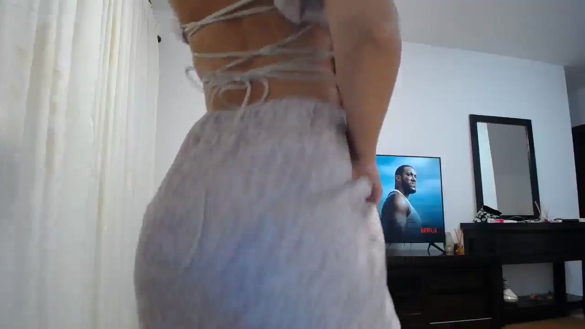 Gallery image thumbnail from Klarita_'s myfreecams stream on, 06/25/2025, 21:12 image 2 of 20