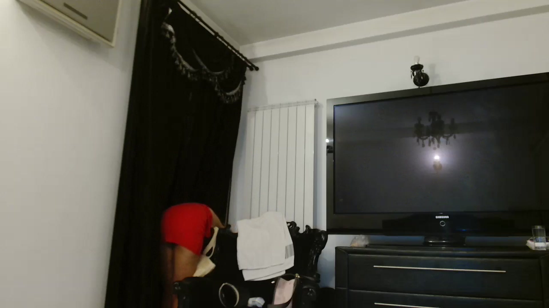 Gallery image thumbnail from Klarita_'s myfreecams stream on, 07/20/2025, 21:27 image 7 of 20