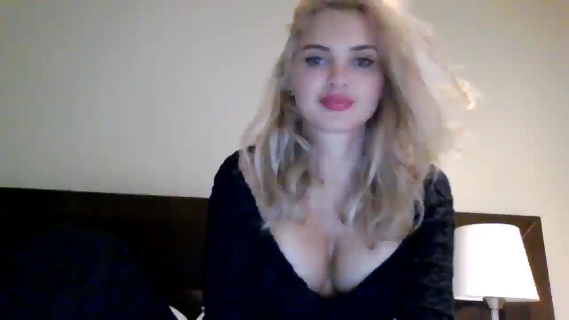 Gallery image thumbnail from Klarita_'s myfreecams stream on, 08/05/2025, 22:10 image 20 of 20