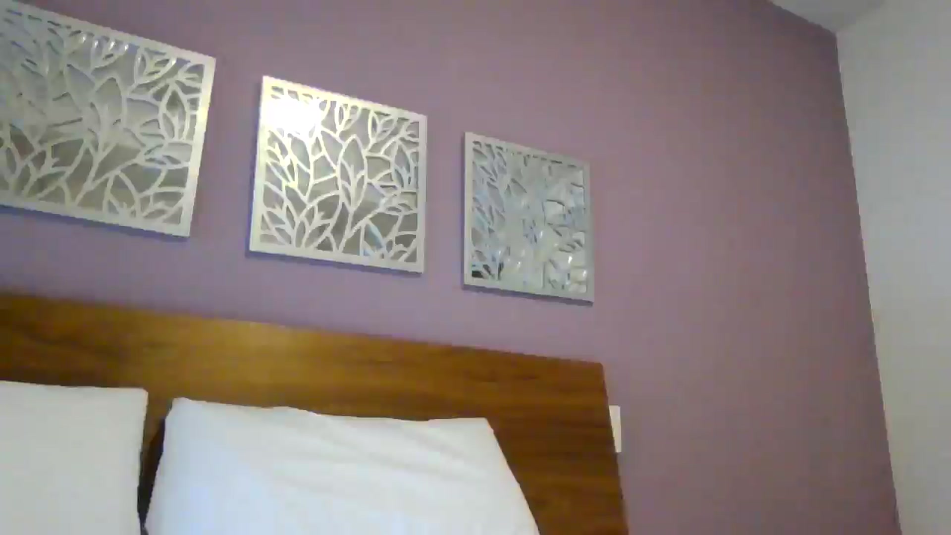 Gallery image thumbnail from Klarita_'s myfreecams stream on, 09/02/2025, 21:41 image 8 of 20