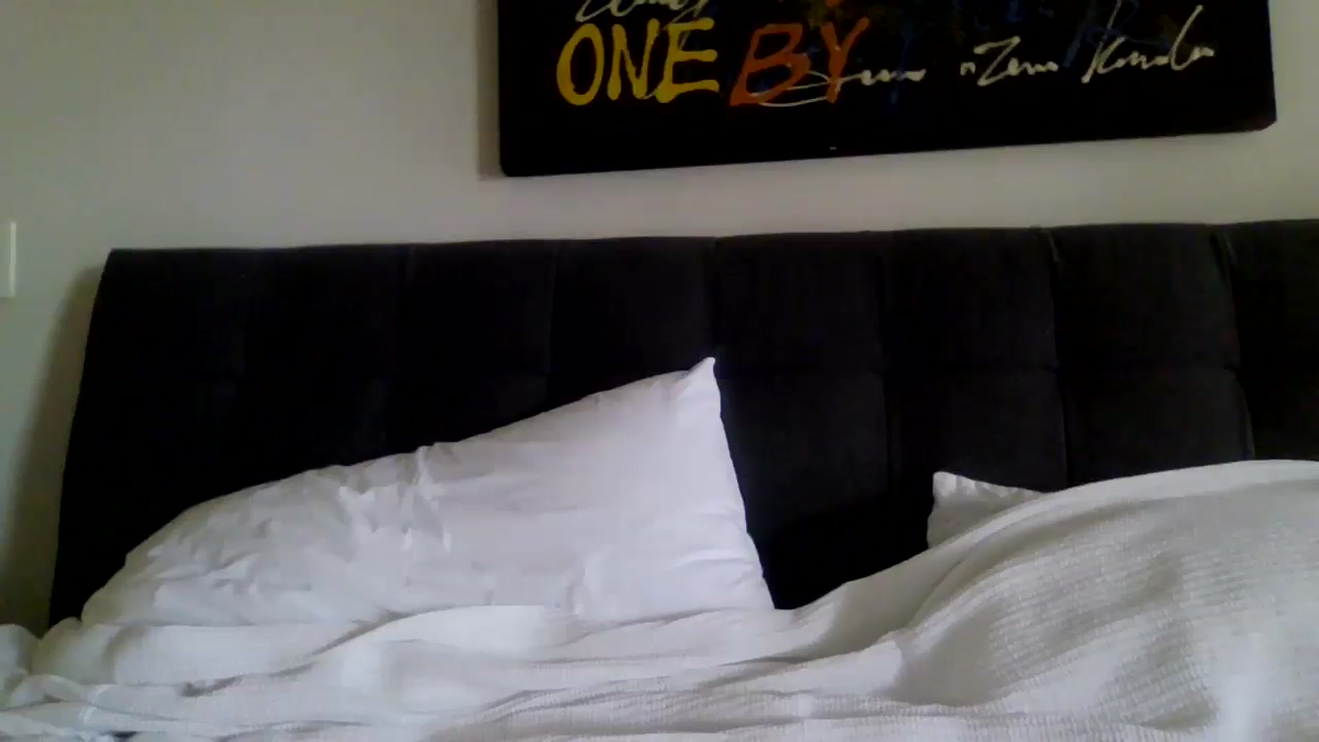 Gallery image thumbnail from Klarita_'s myfreecams stream on, 09/12/2025, 20:33 image 19 of 20
